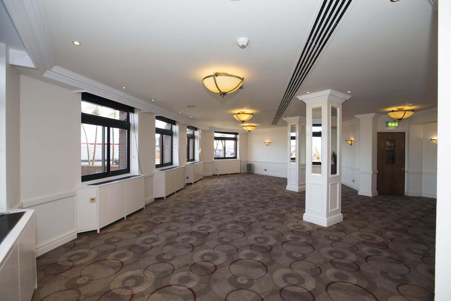 Jolliffe Room in Thistle Poole: bright event space for meetings and gatherings.