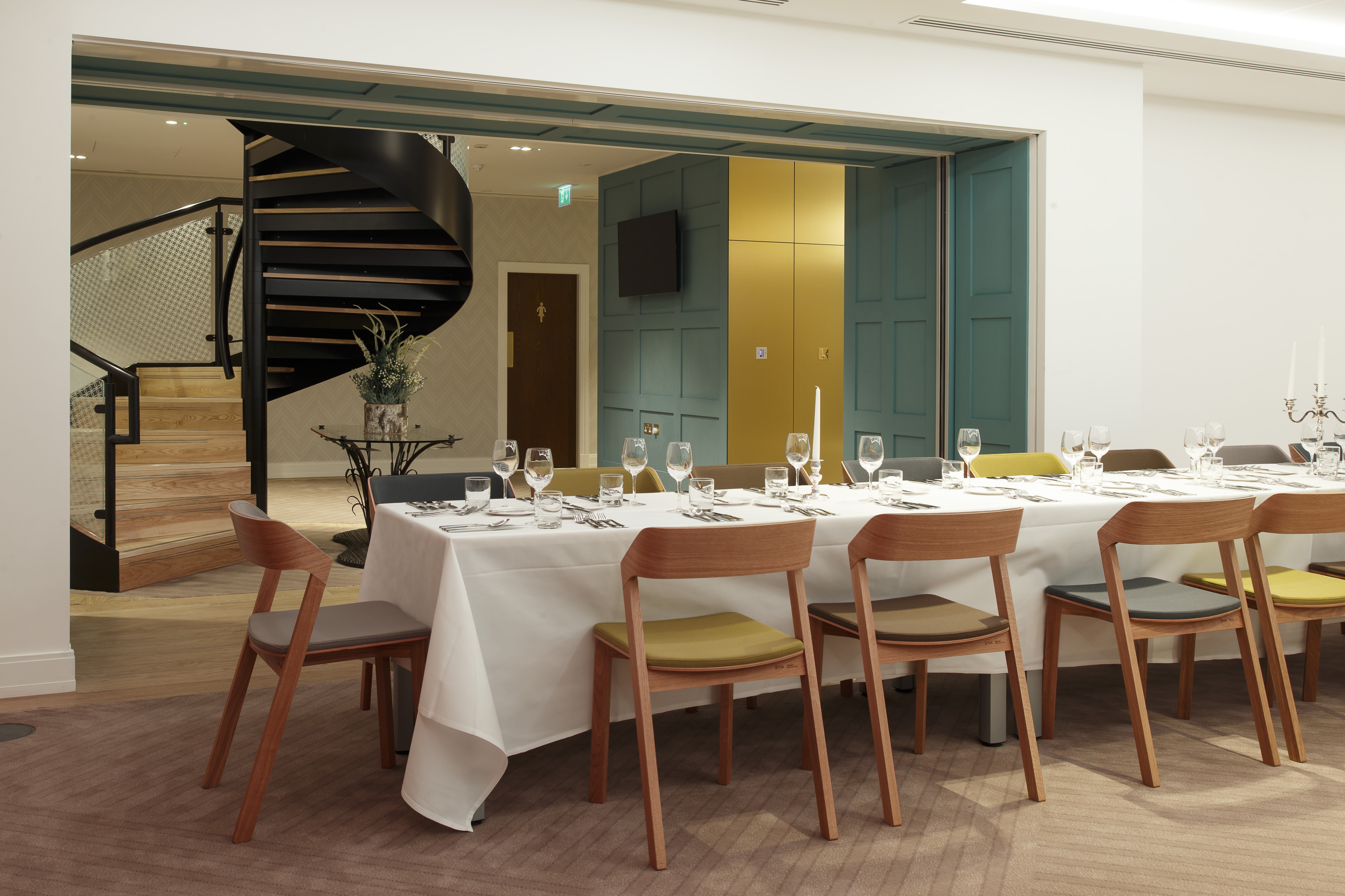 Elegant dining space in The Great Hall, ideal for upscale dinners and corporate events.