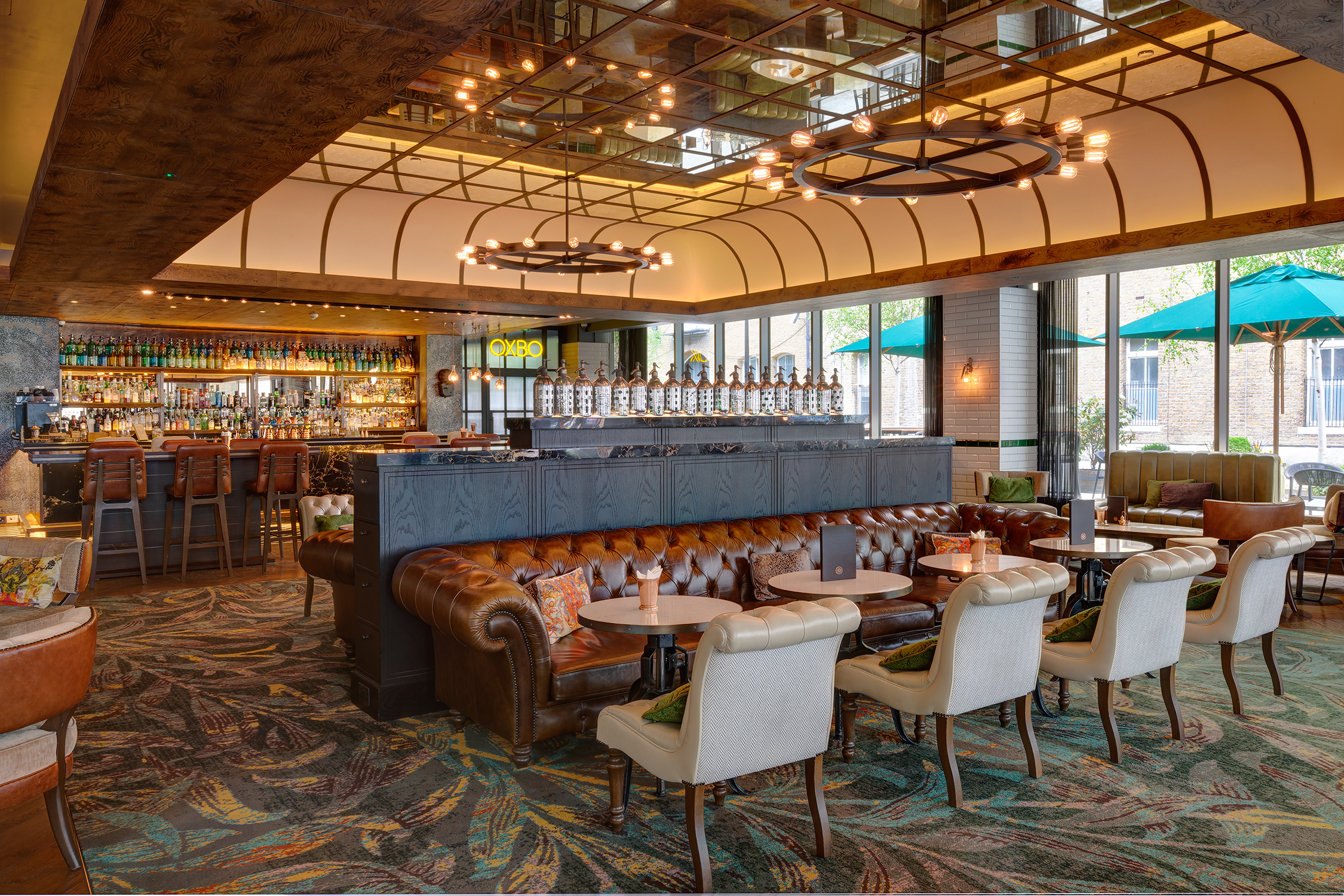 Stylish Distillery Bar in Hilton London Bankside, perfect for meetings and events.