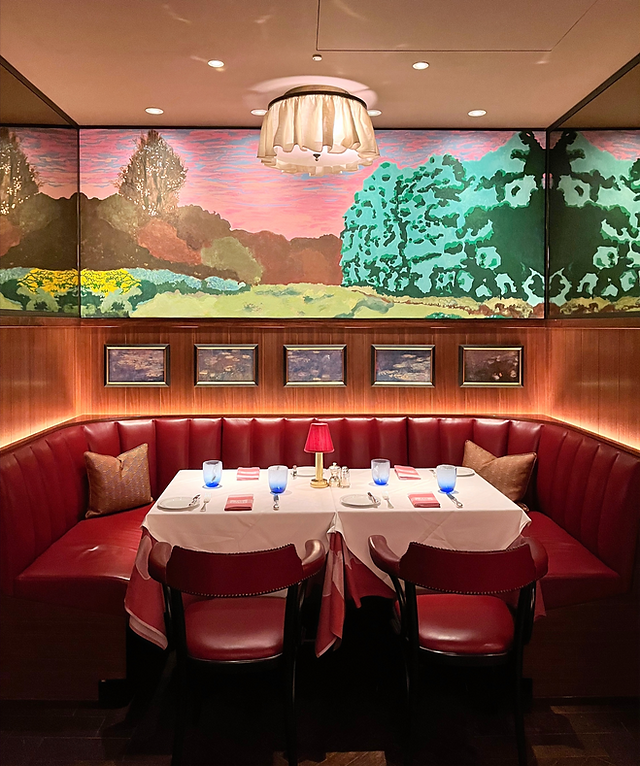 The Colony Grill Room at The Beaumont ...