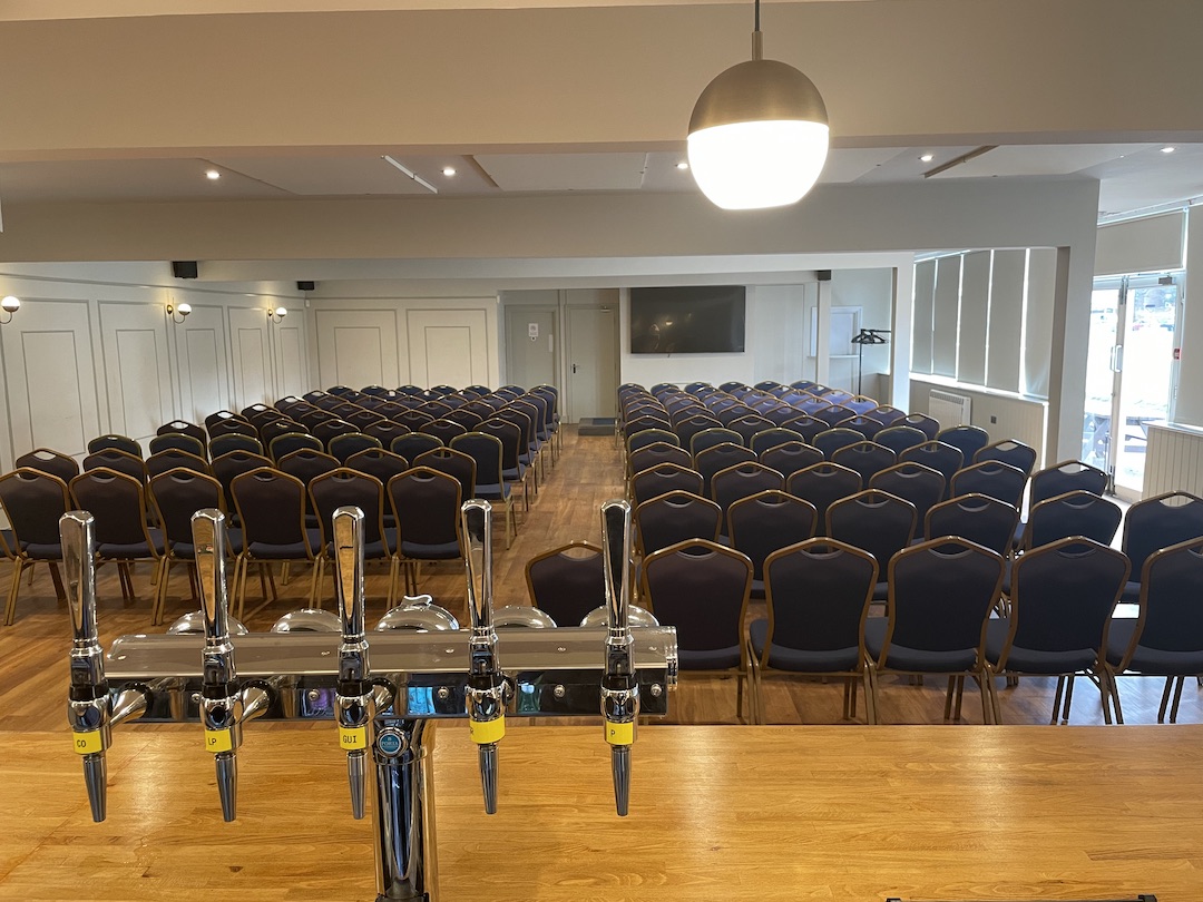 Club Room - uzlwaz34huy.jpeg