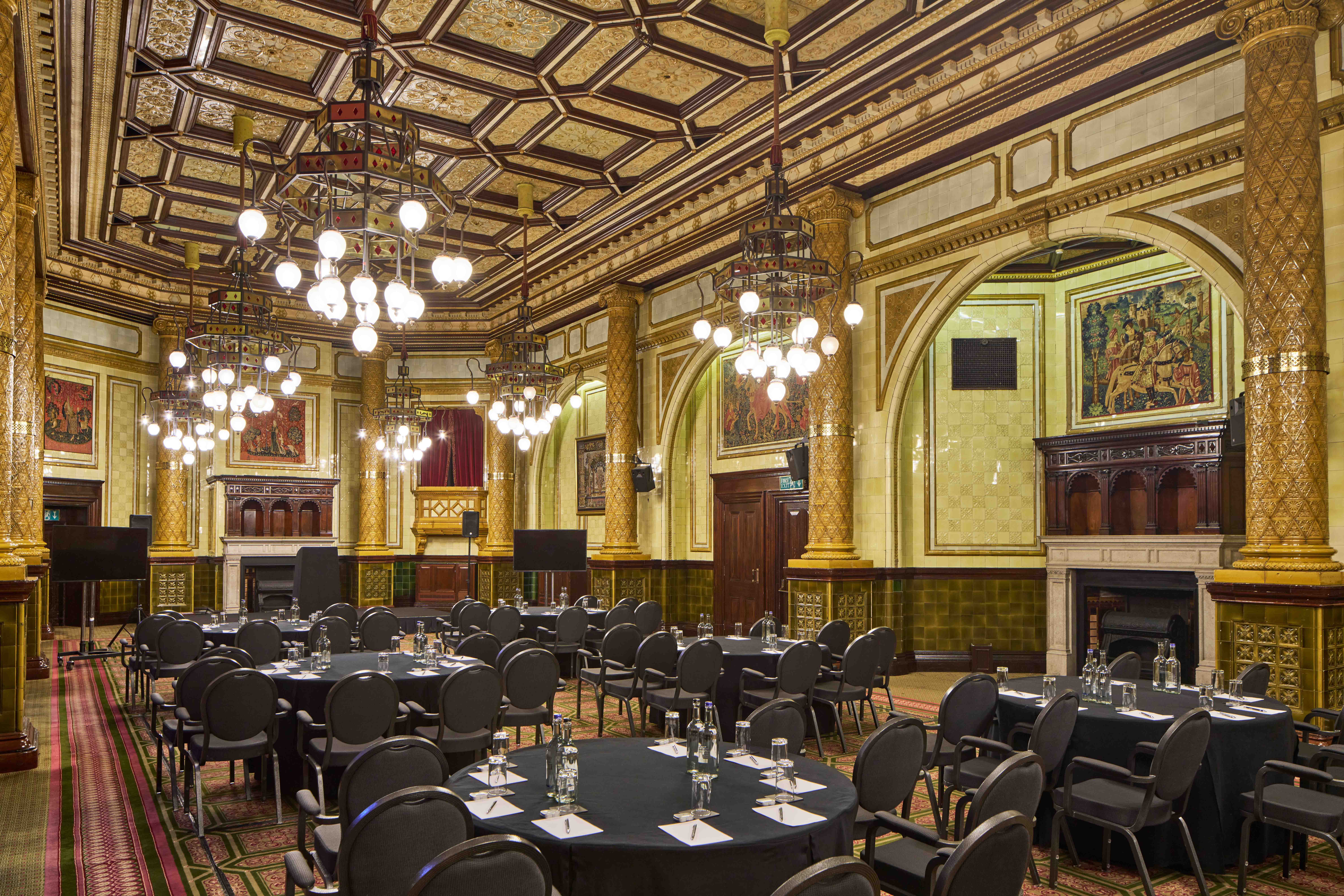 The Royal Horseguards Hotel and One Whitehall Place - image 2
