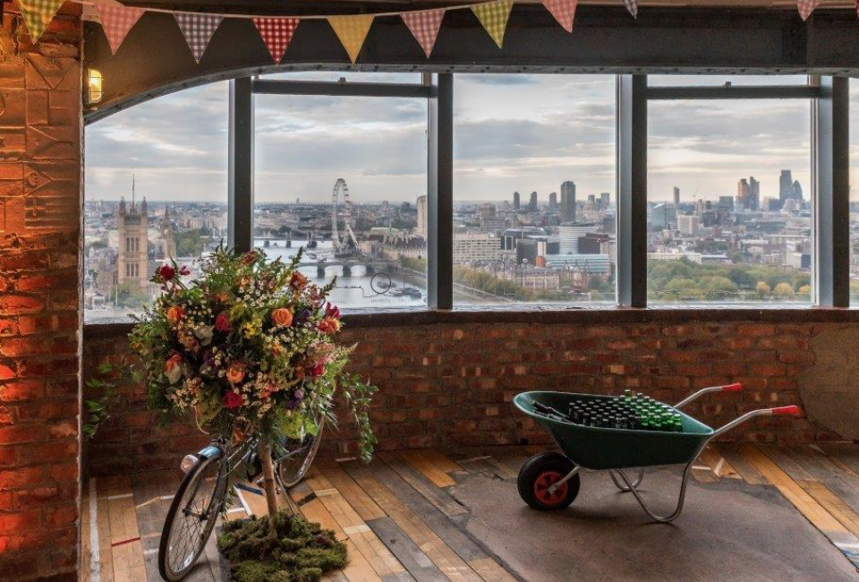 Atmosphere 28 Thames View - sdoozkzqg2w.png