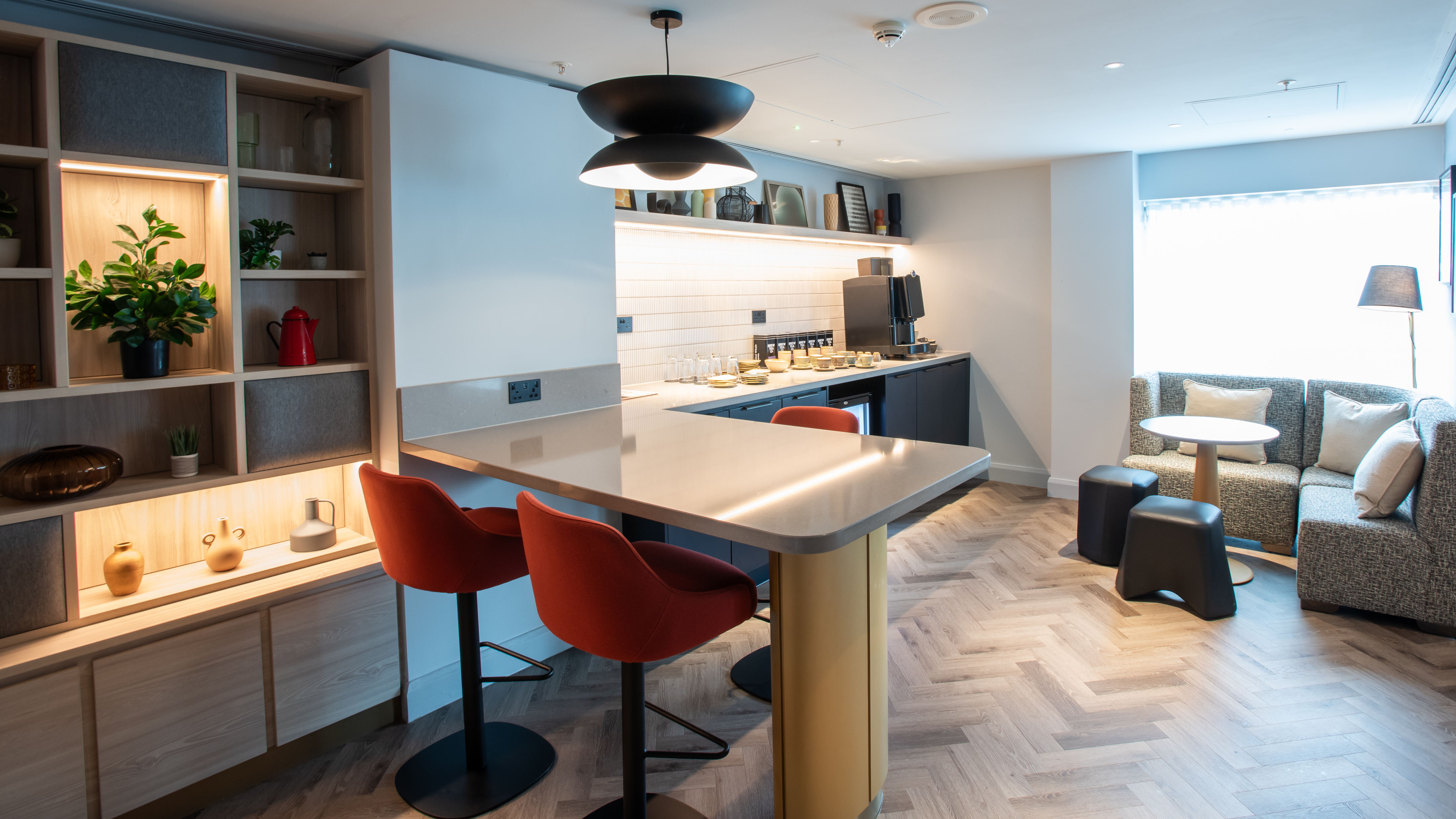 The Studio - v1hdmhbzrwf.JPG