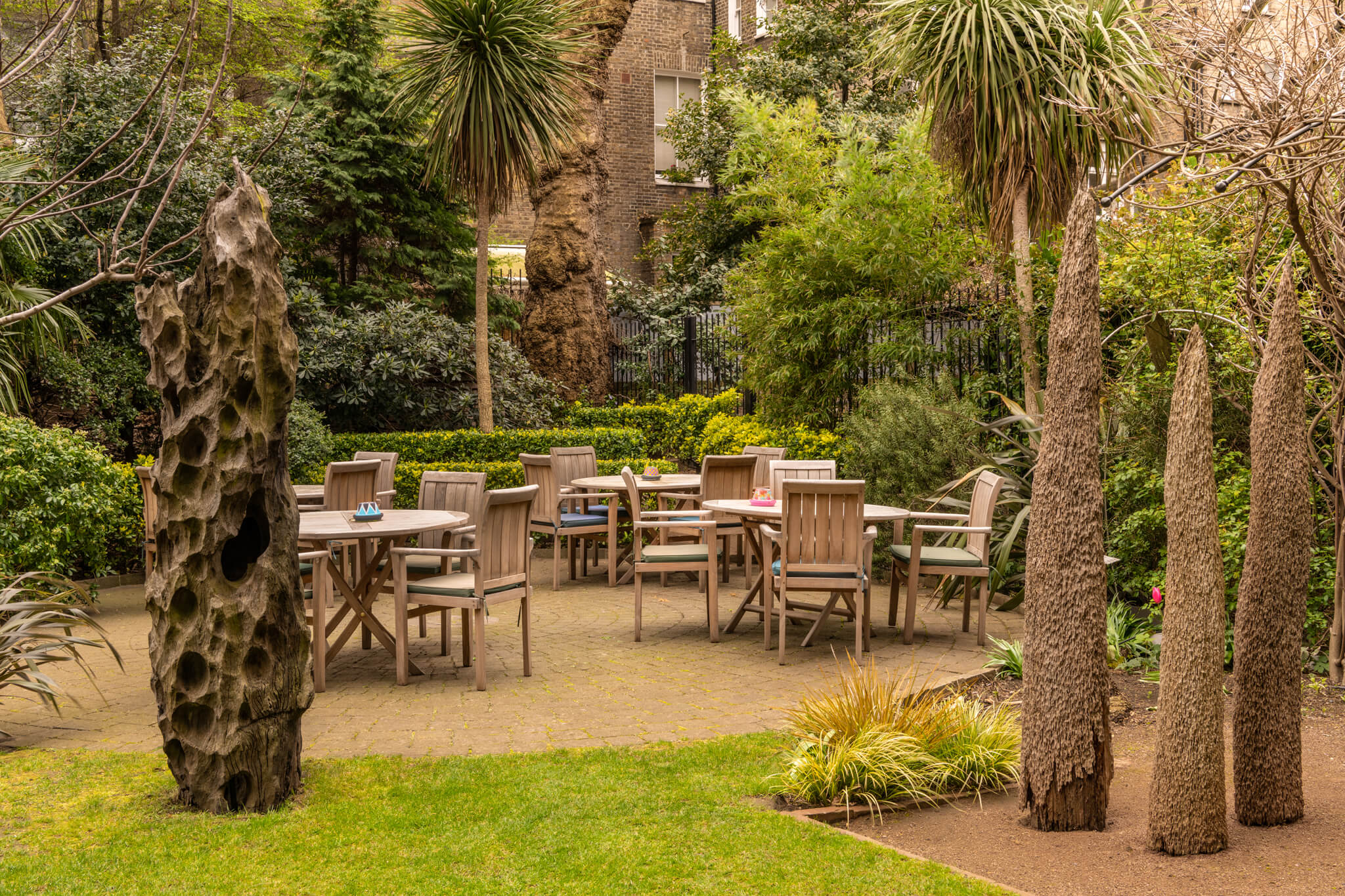 Tranquil garden at K+K Hotel George for informal meetings and breakout sessions.