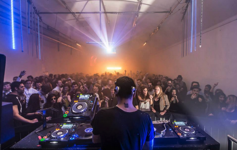 The Big Black One - mtxii3hcswz.png