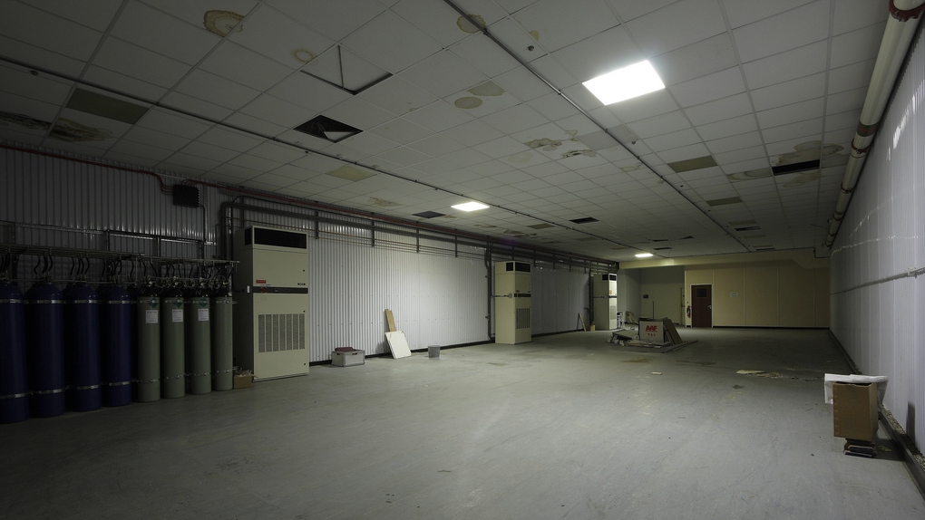 Versatile event venue with high ceilings in The Vaults, ideal for exhibitions and meetings.