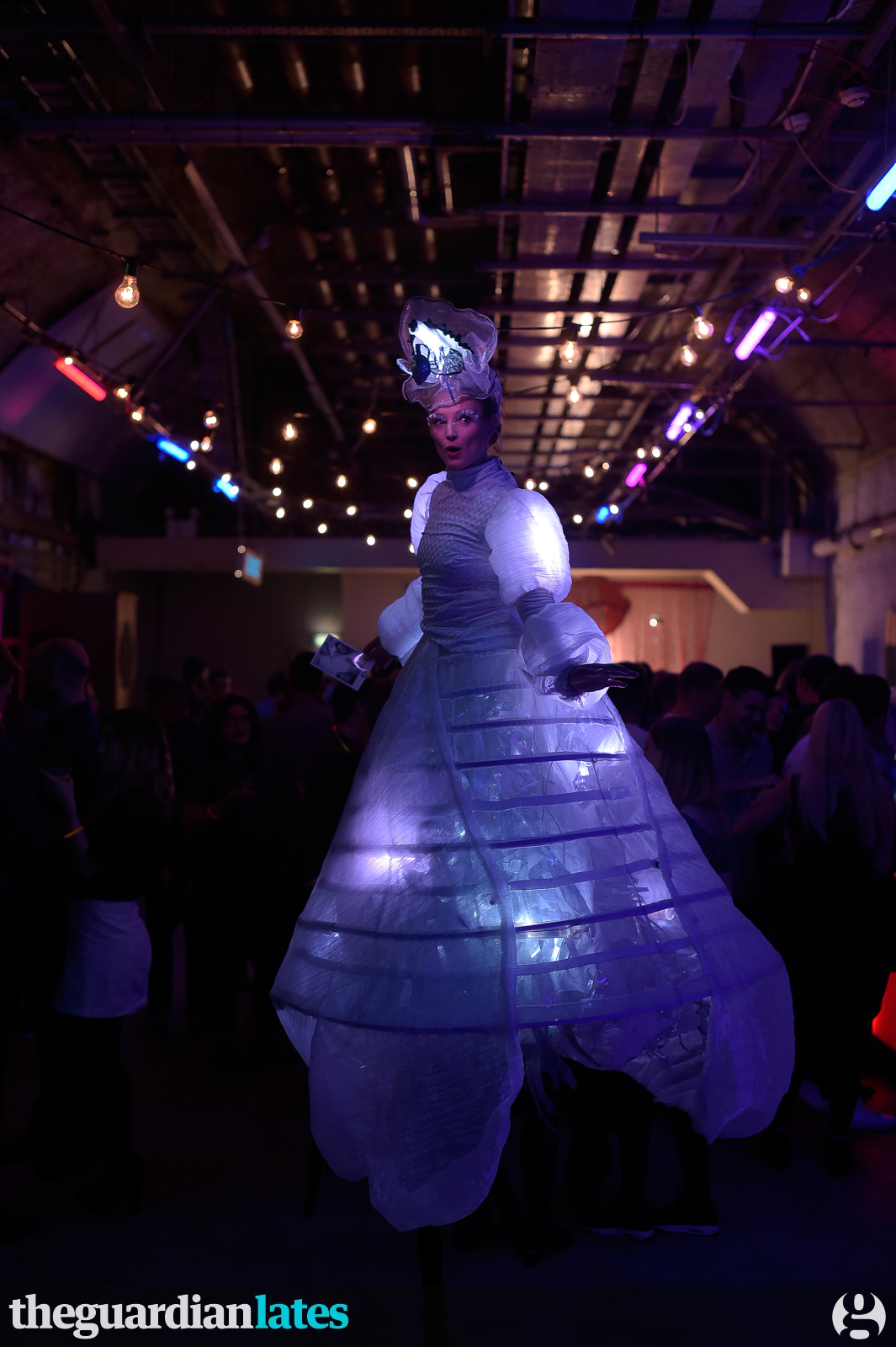 The Bricky One - v5nysgxwx3l.jpg