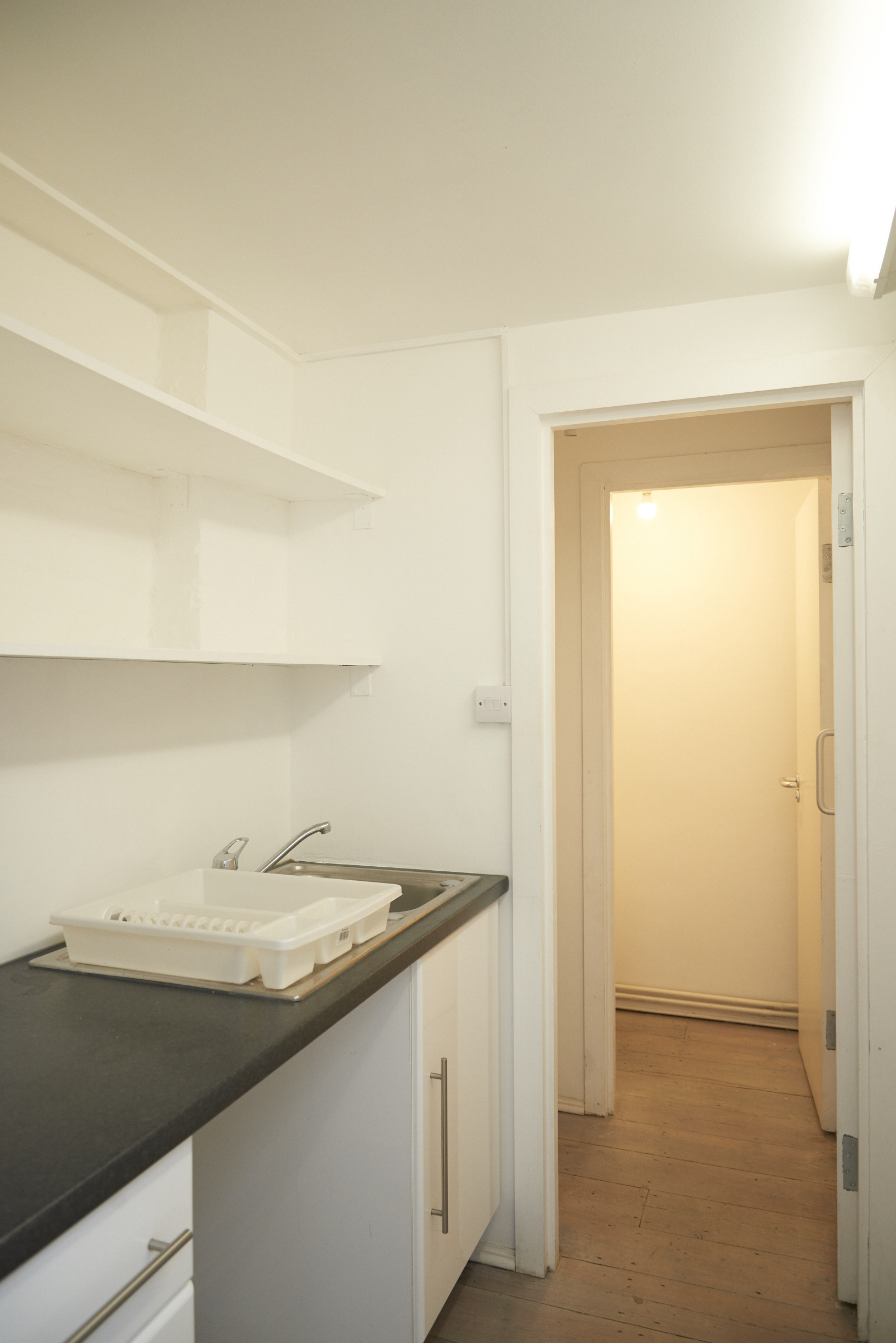 Spacious creative studio loft kitchenette, ideal for events and meetings in Thane.