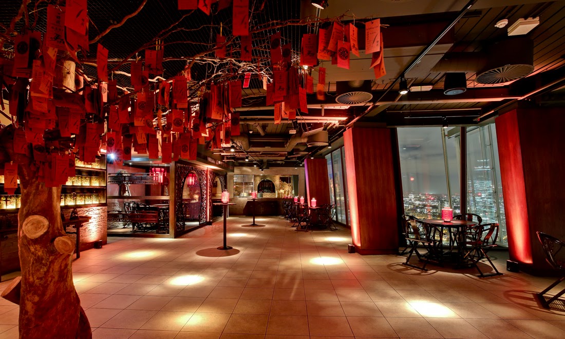 Stylish Beijing Hutong event space with modern decor, ideal for networking and gatherings.