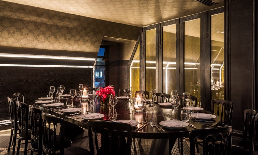 Elegant dining setup at La Casita, Aqua Nueva for corporate dinners and exclusive events.