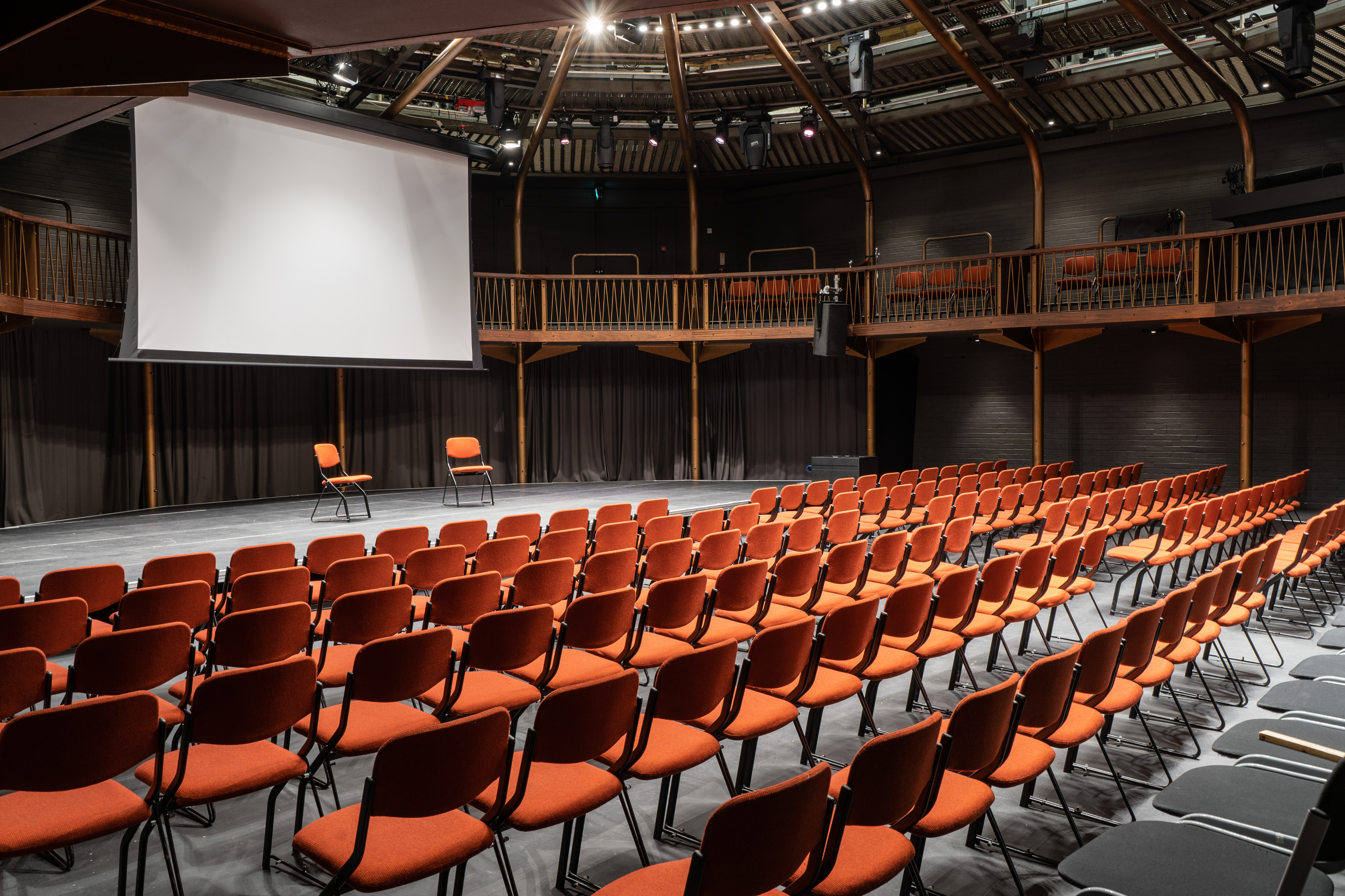 Theatre - pdnoatwo2zm.jpg