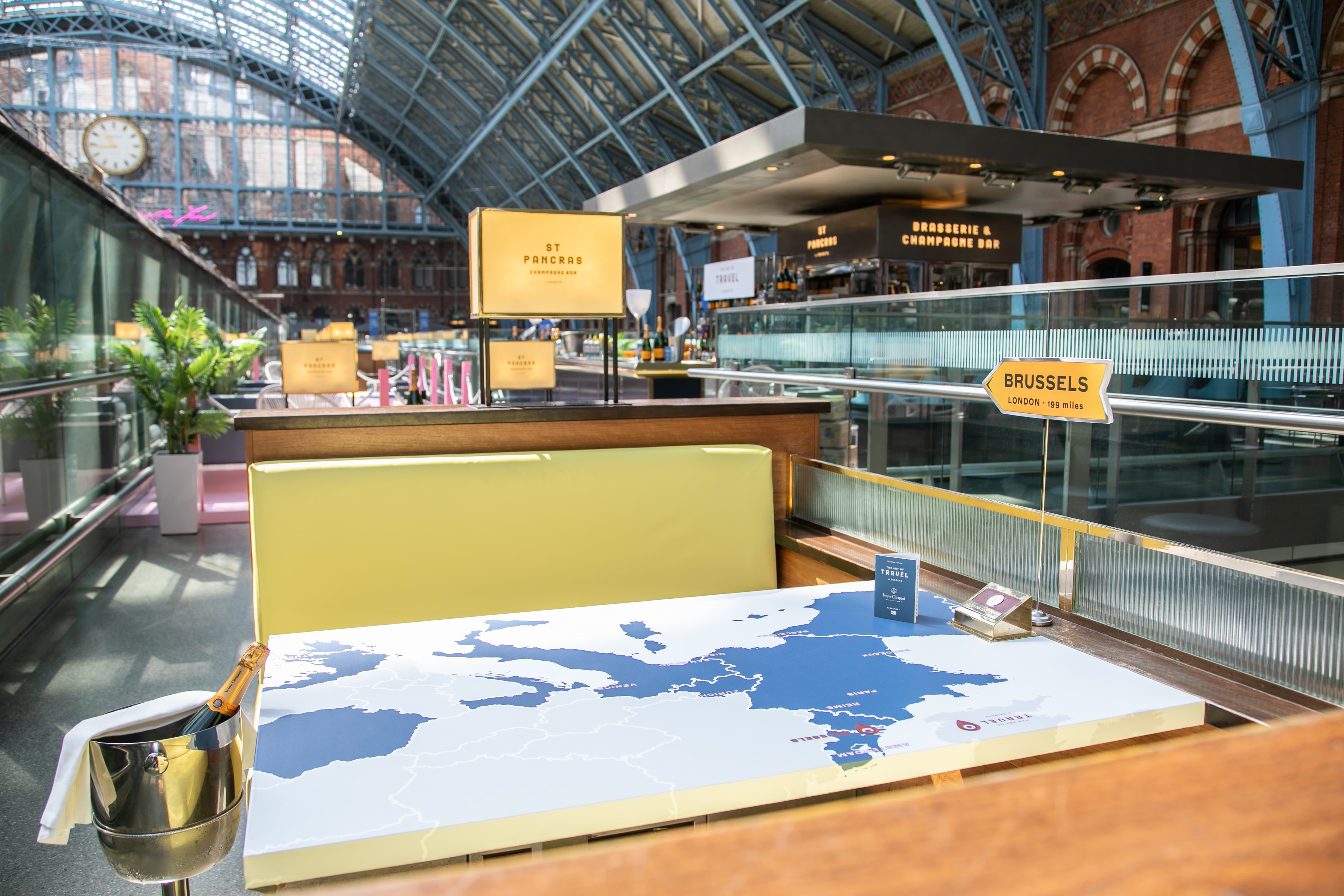 Stylish Champagne Bar in St Pancras for networking events and meetings.