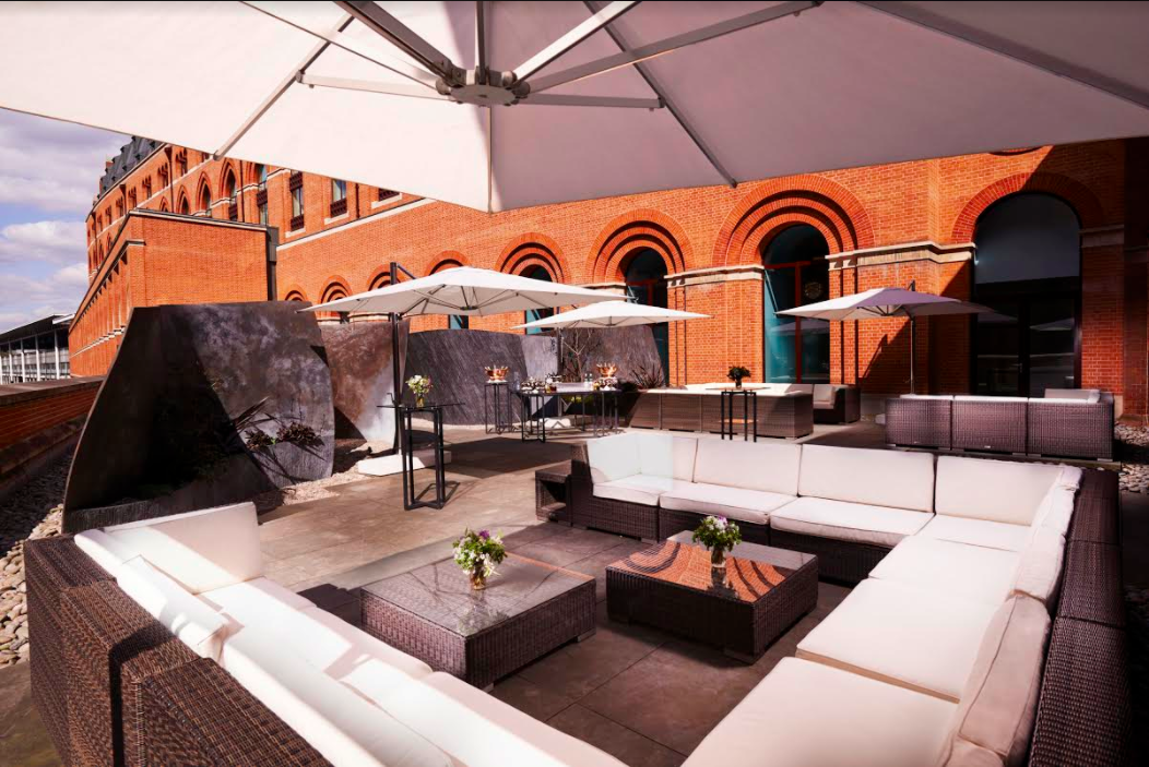Hansom Hall outdoor lounge at St. Pancras Hotel, ideal for networking and cocktail events.