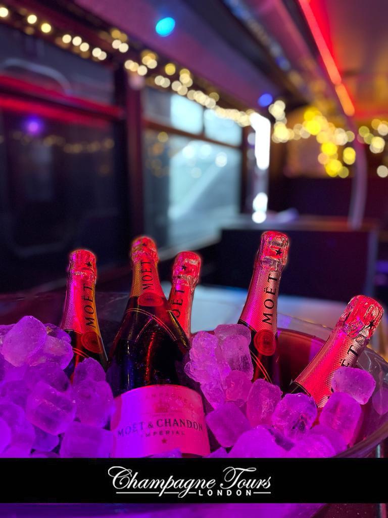 Luxury Double Decker Bus - tv2af42vmuu.jpeg