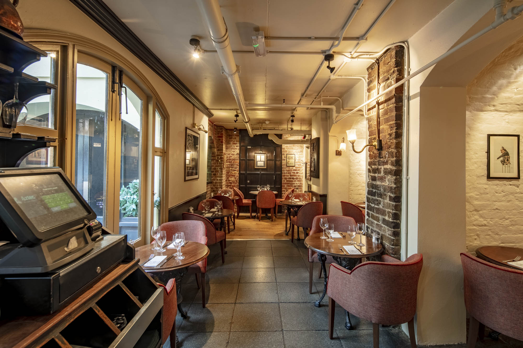 Cozy dining space in Crusting Pipe, Covent Garden for intimate meetings and events.