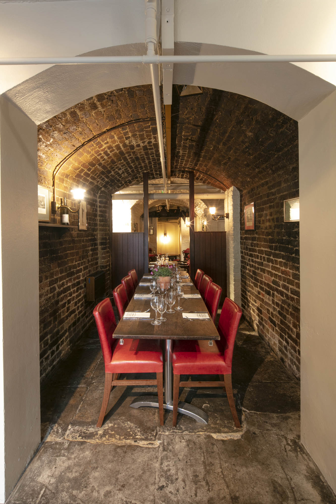 Full Venue - 4a3hjvmy4wd.jpg