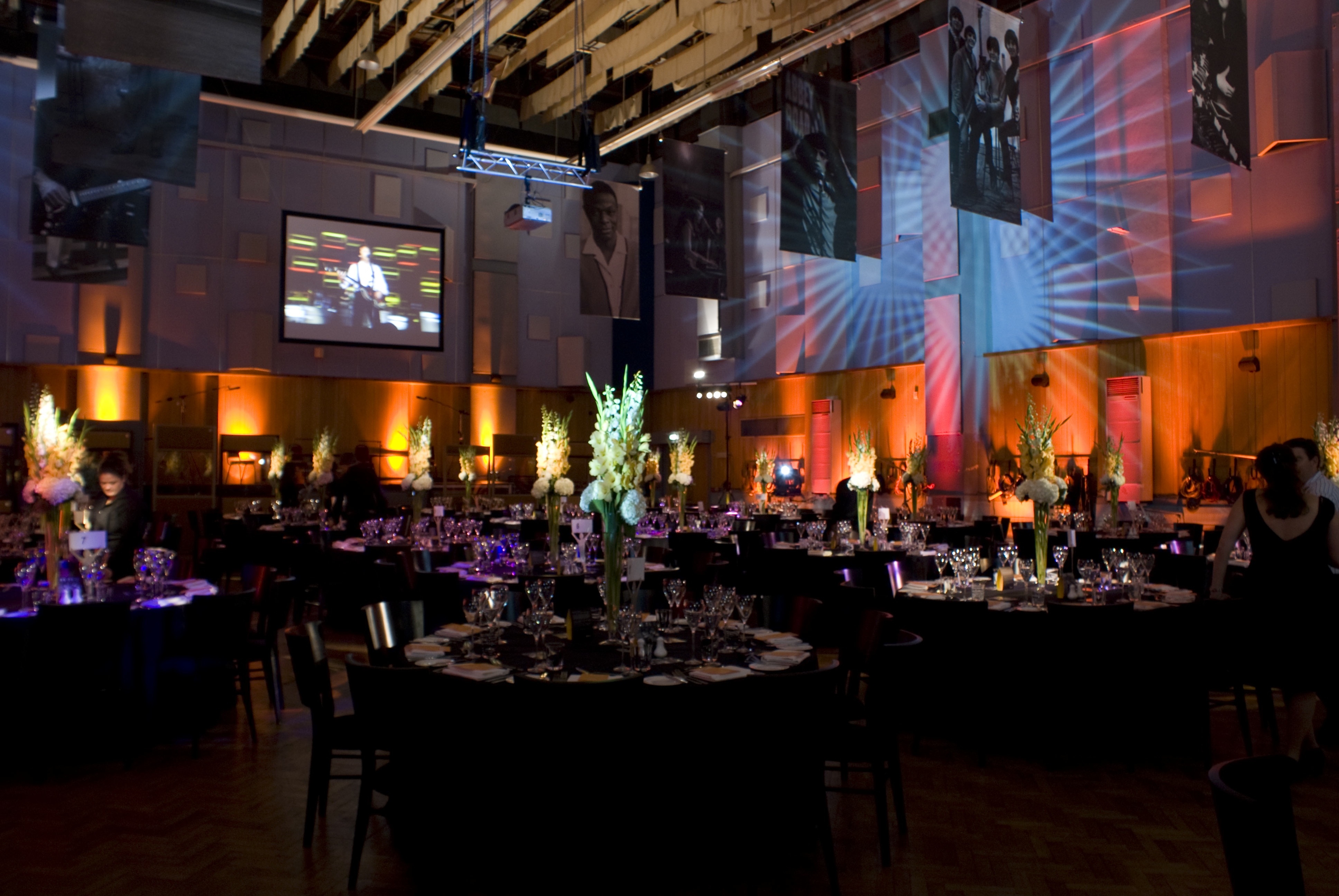 Studio One - si3225af0gl.JPG