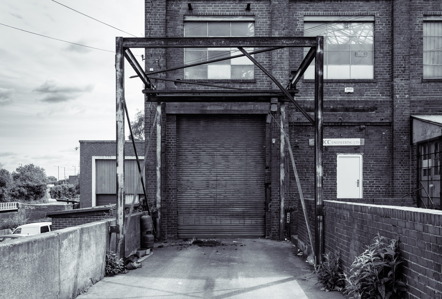 Industrial CRANE venue with brick architecture for creative events and renovations.