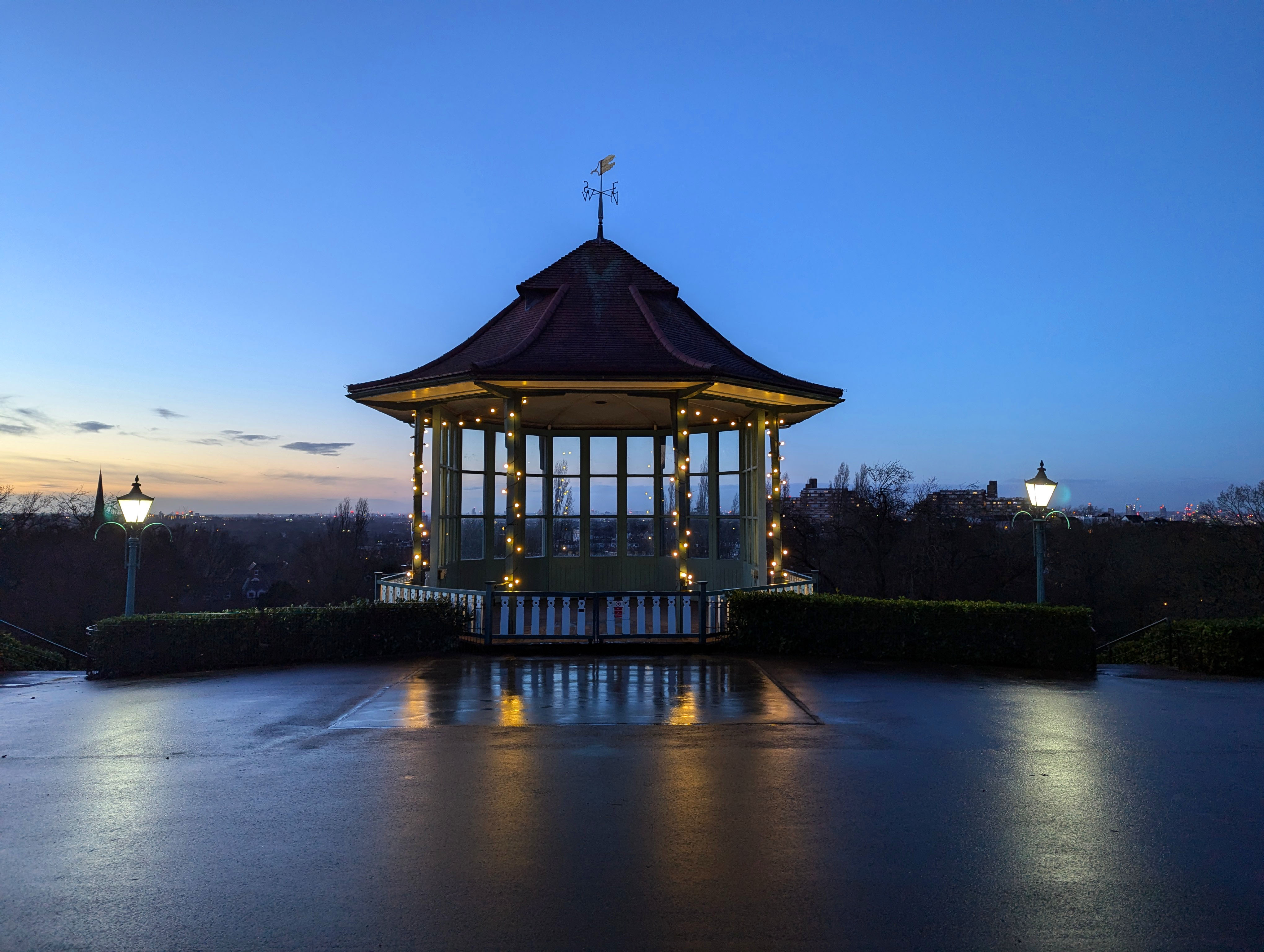 Bandstand - bnsngx53v0v.jpeg