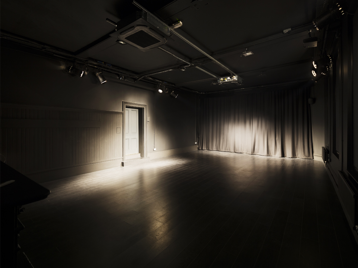 Theatre Space - b3g4rl55ooc.jpg