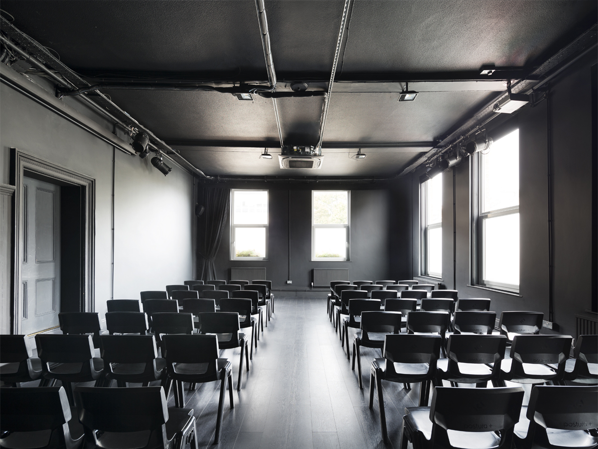 Theatre Space - fb0cnhs5cax.jpg