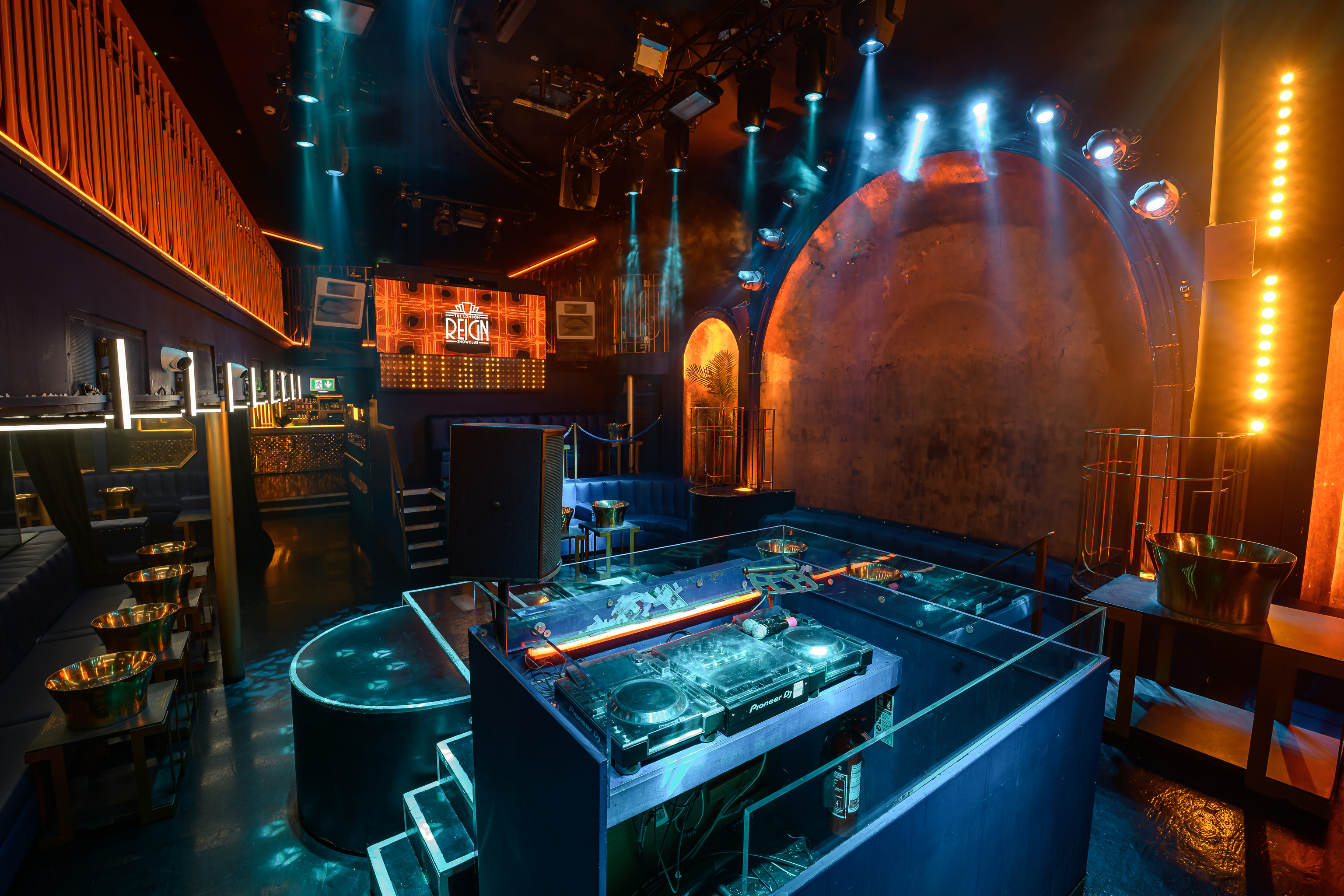 The Club Area - 8007fe9c-c5c3-4fed-a665-bb3f5d9abc40.jpg