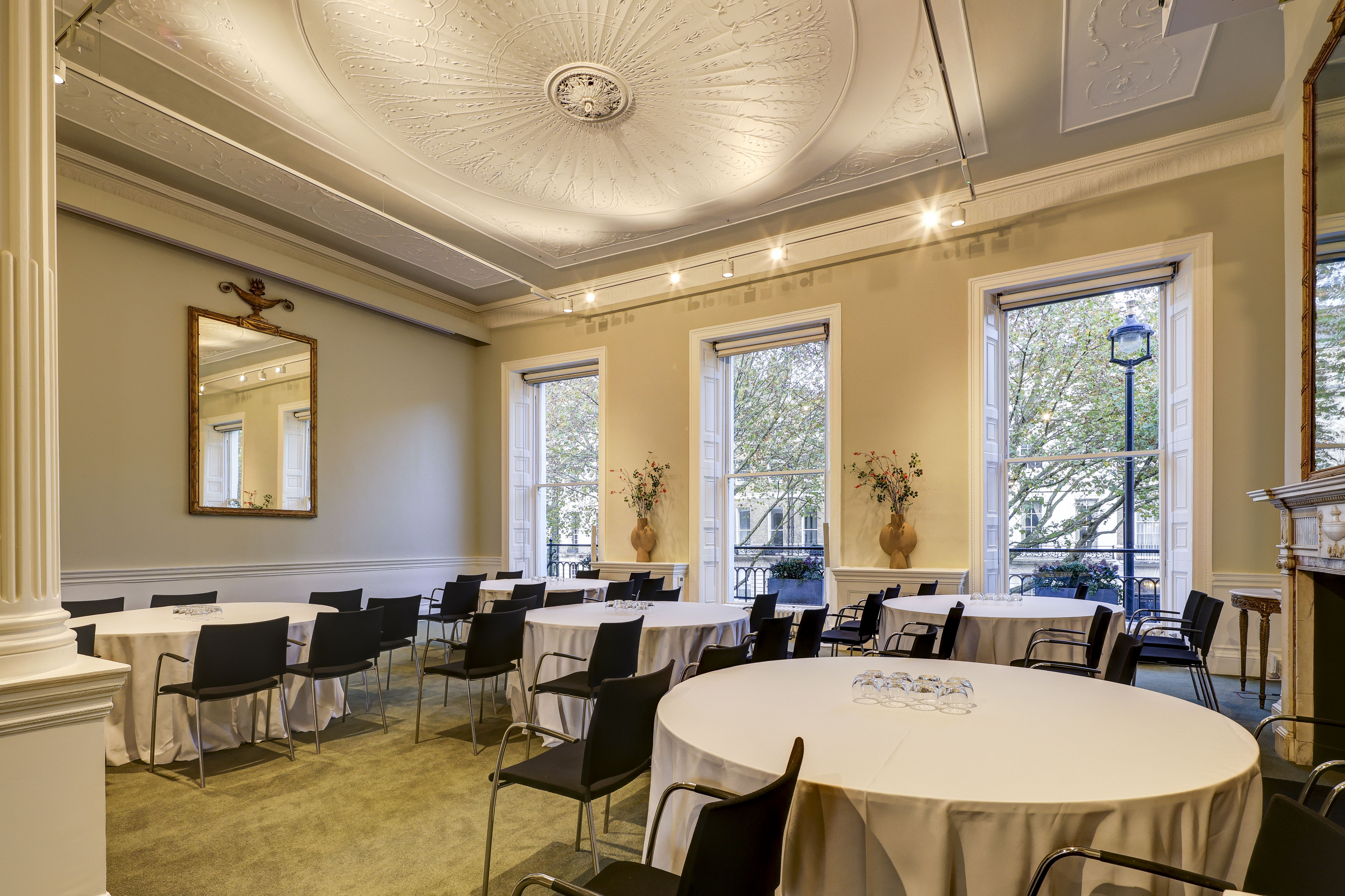 First Floor Exclusive - 05bg1mhbpbq.JPG