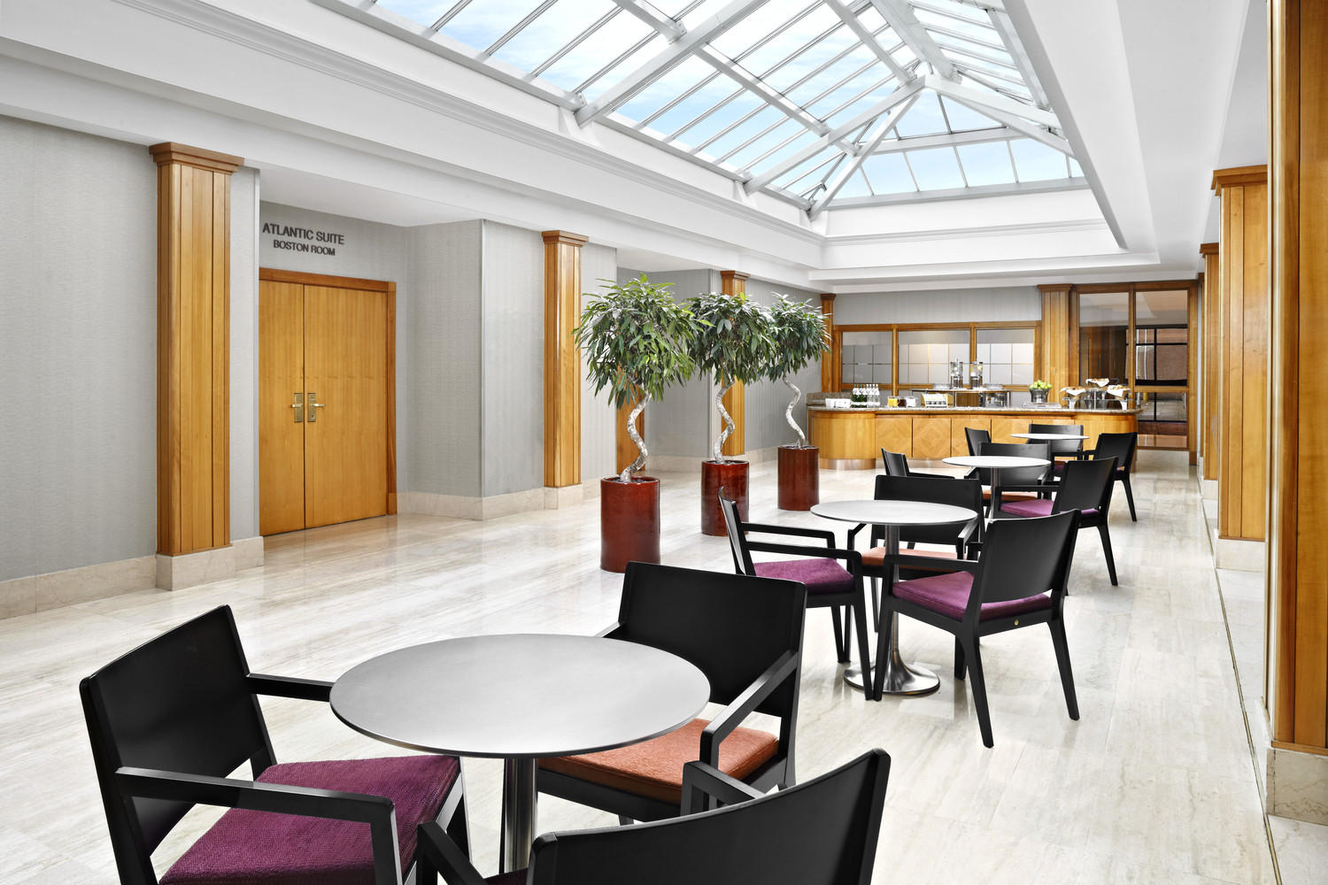 Stockholm Room at Sheraton Skyline Hotel, bright meeting space for networking events.