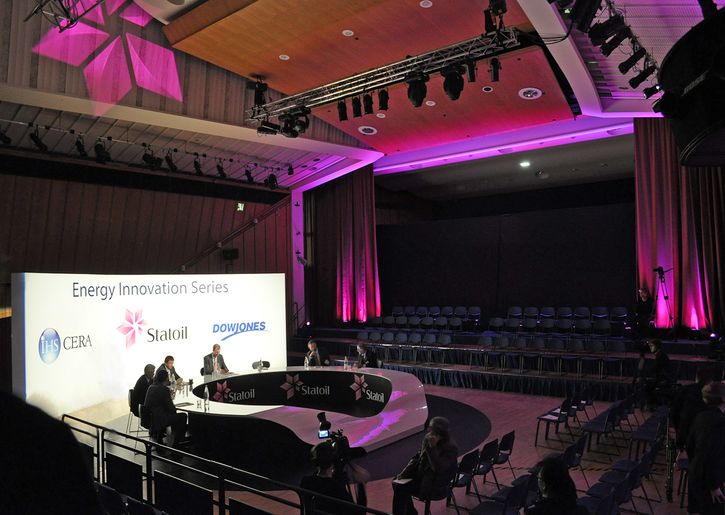 The Great Hall - jgxbpxzyyk3.jpg