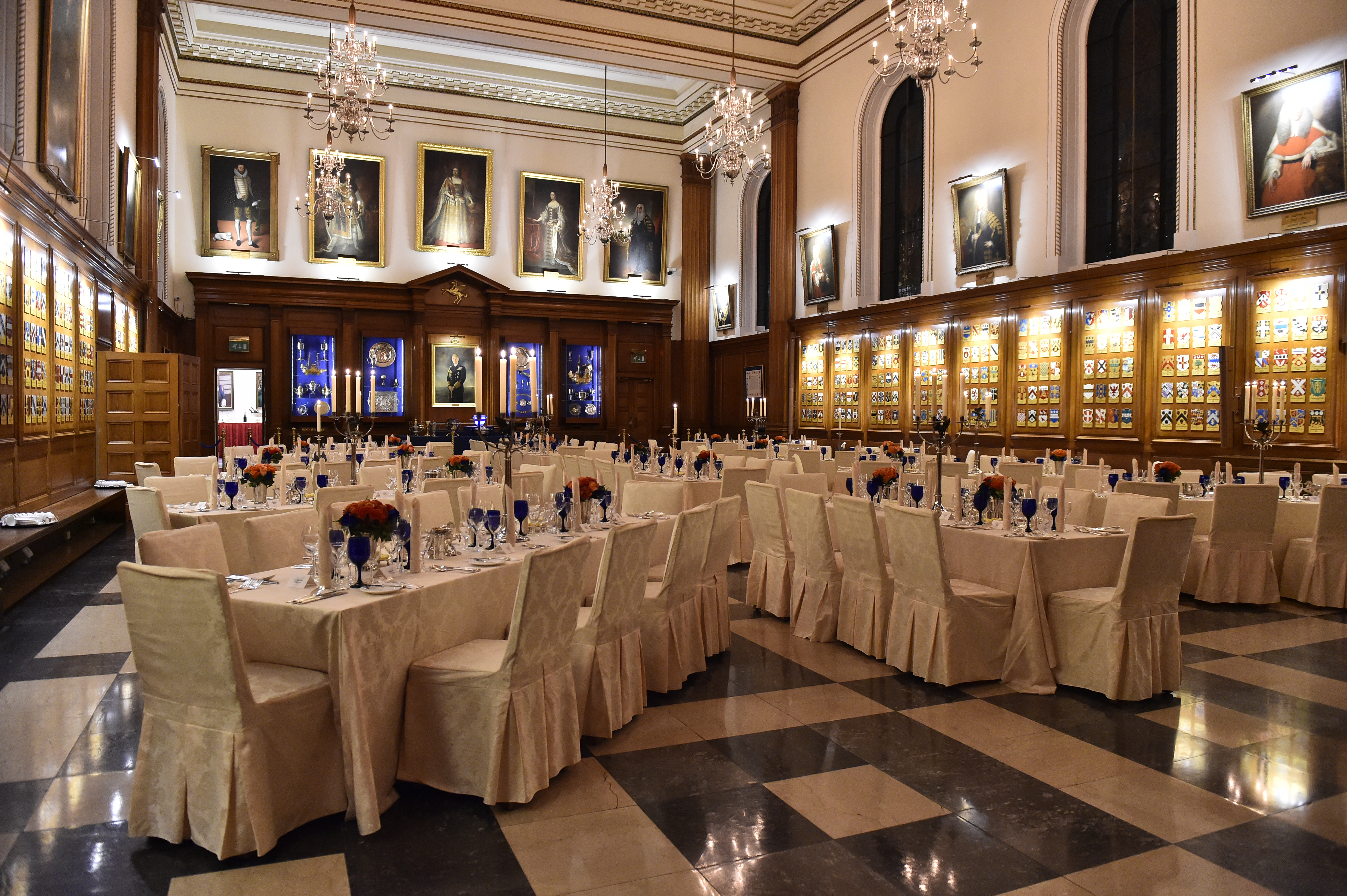 Inner Temple Hall - b4j5pyasqdt.jpg