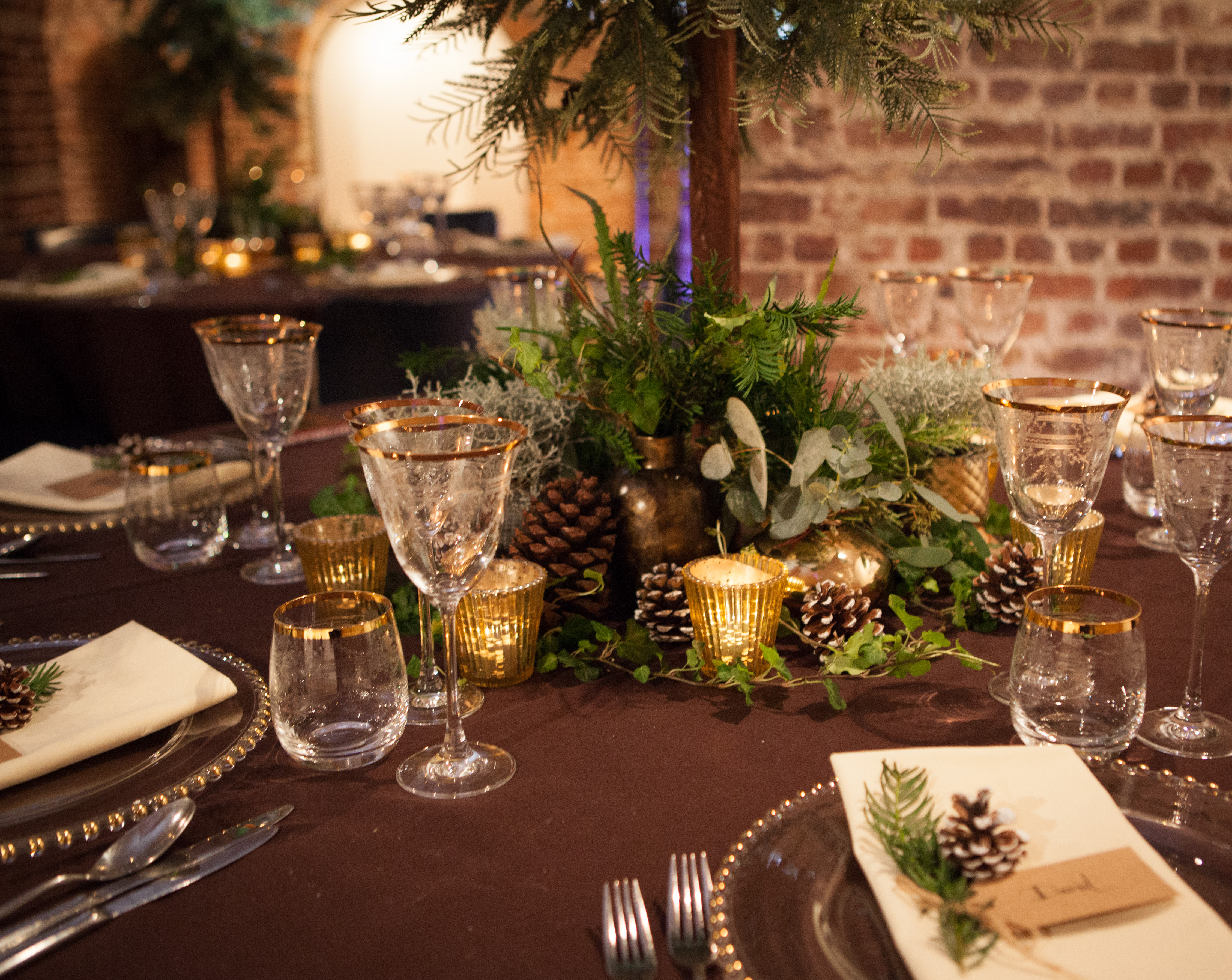 Christmas Parties - 2pjw5jr3jaa.jpg