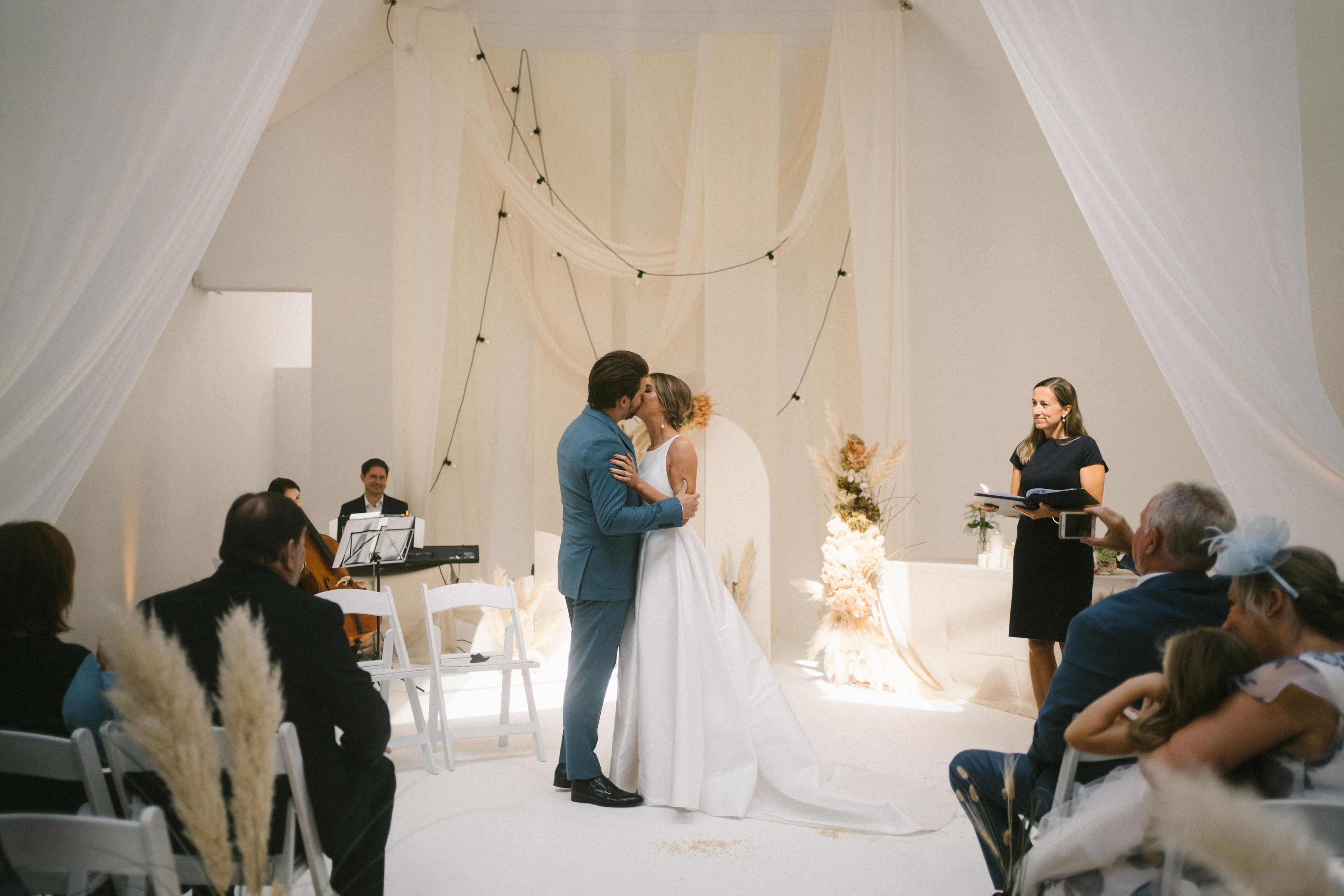 studio one - lf3kpt3utvc.jpg