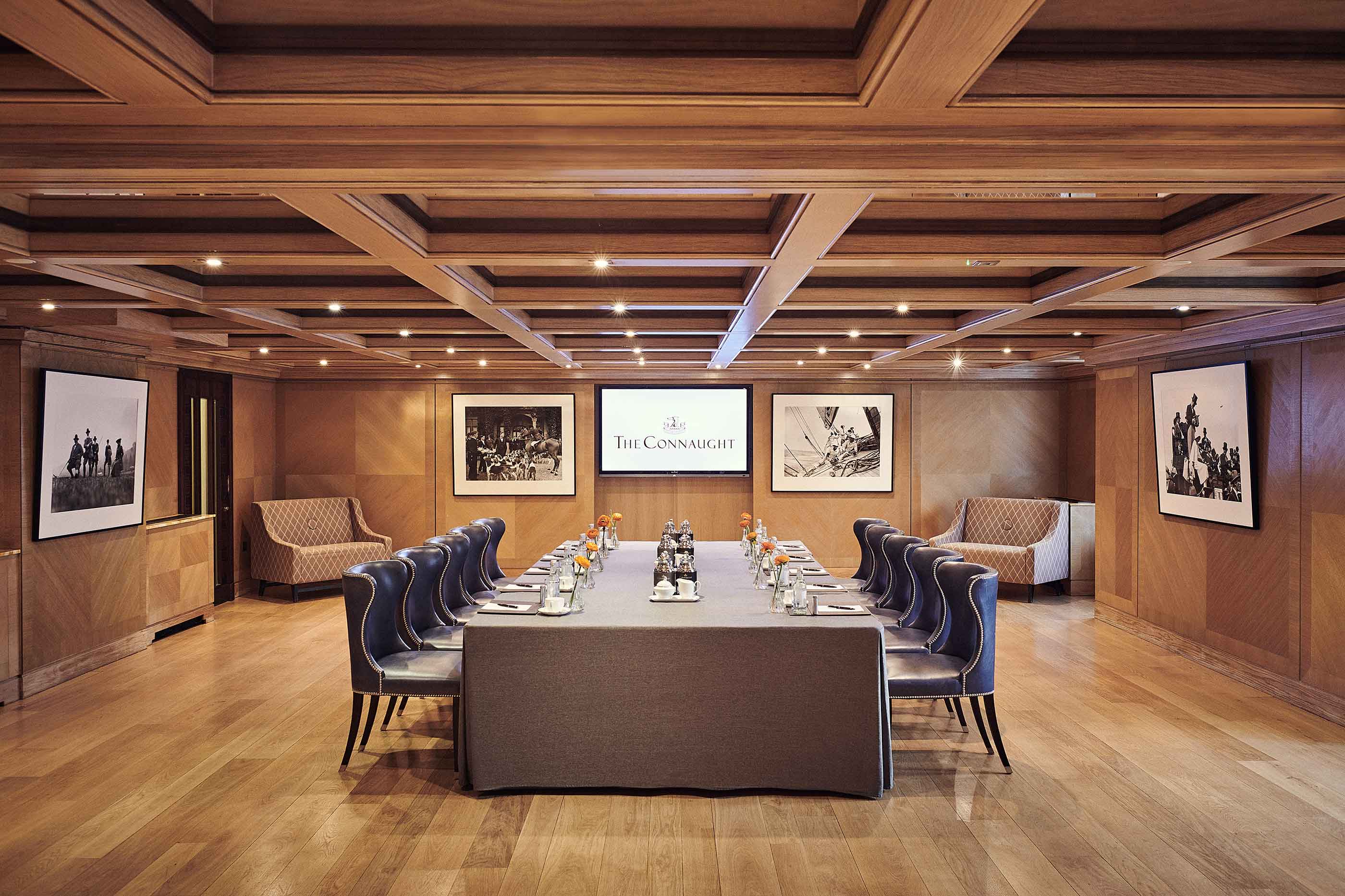 Maple Room - 0f0fdcae-1c24-4f5b-8105-5de50978fd29.jpg