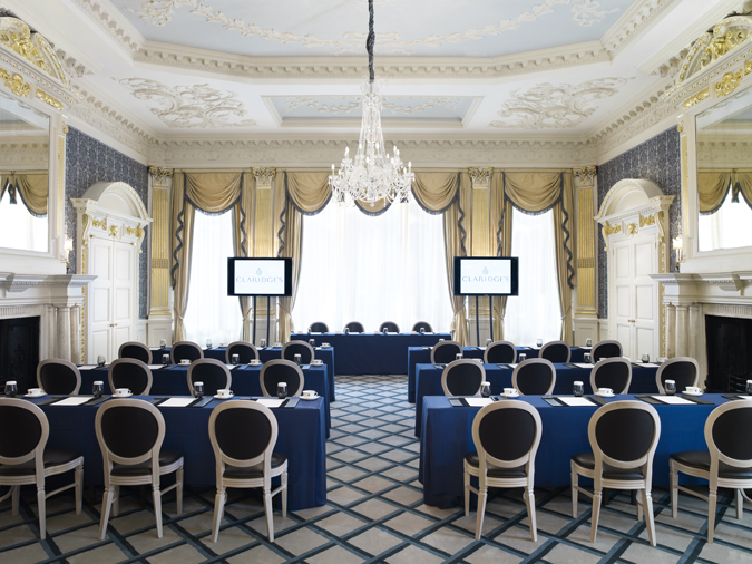 Drawing Room - jsln0hvqpzx.jpg