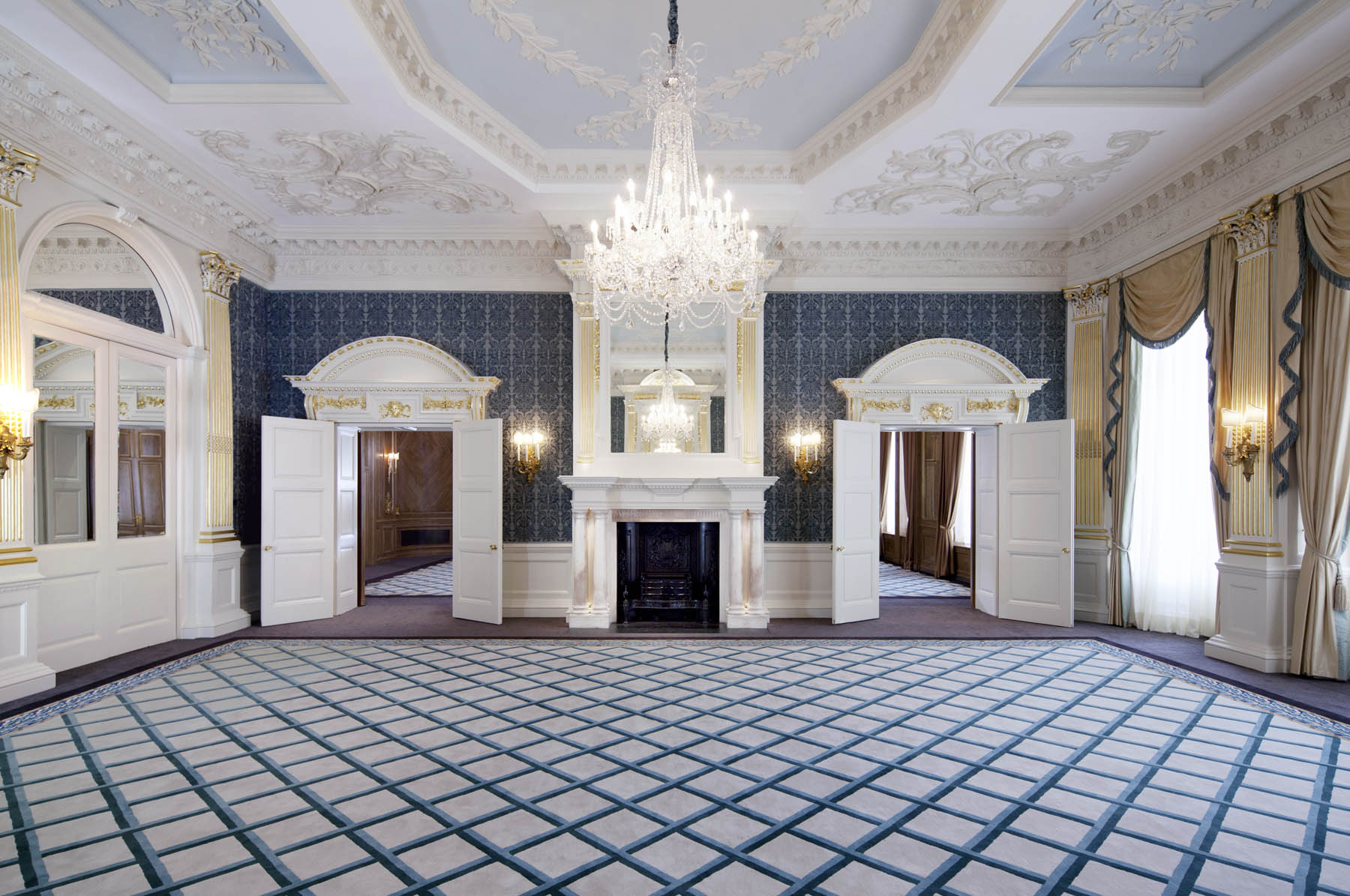 Drawing Room - tmxix4vpjmo.jpg