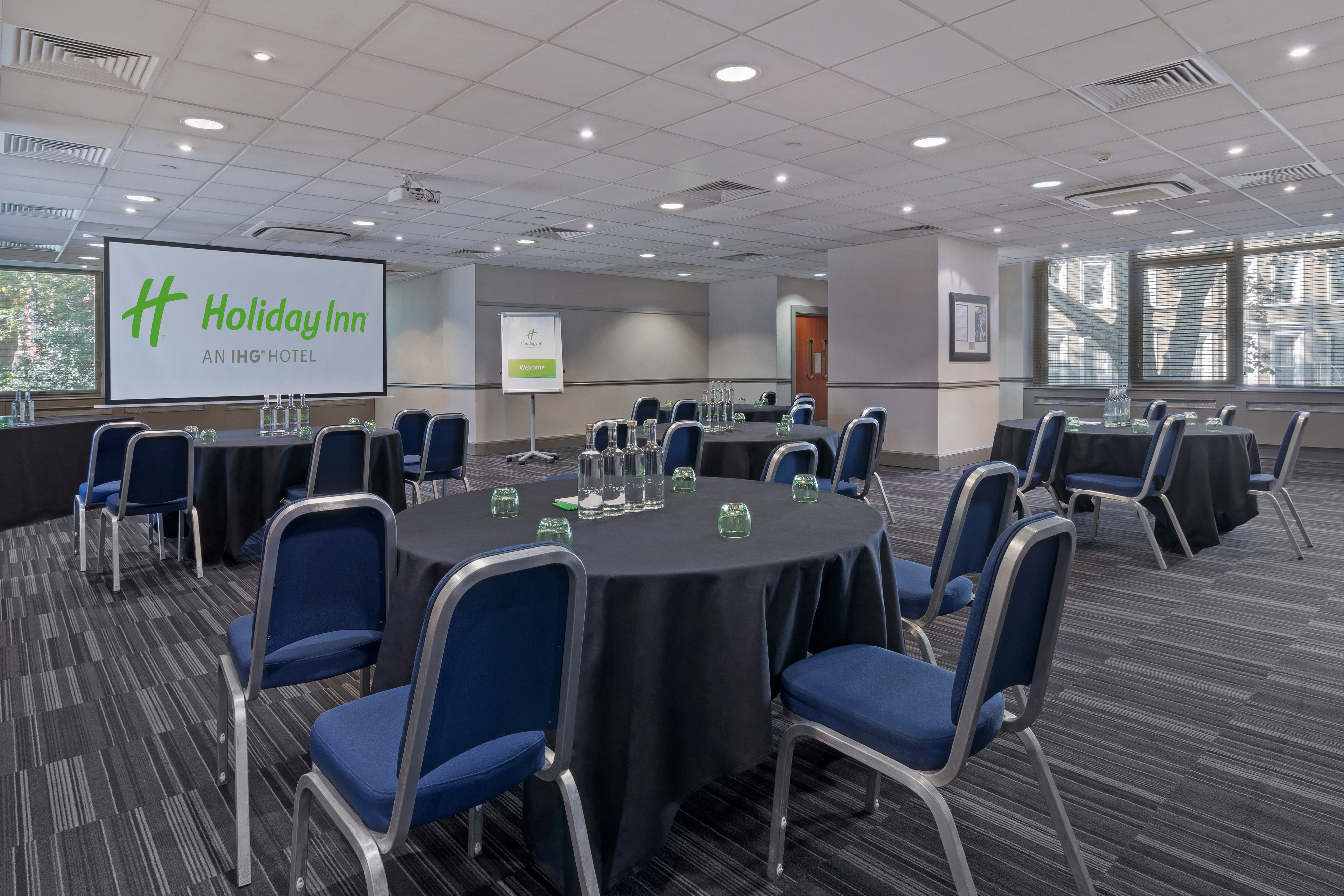Meeting room at Holiday Inn London Kensington, ideal for conferences and workshops.