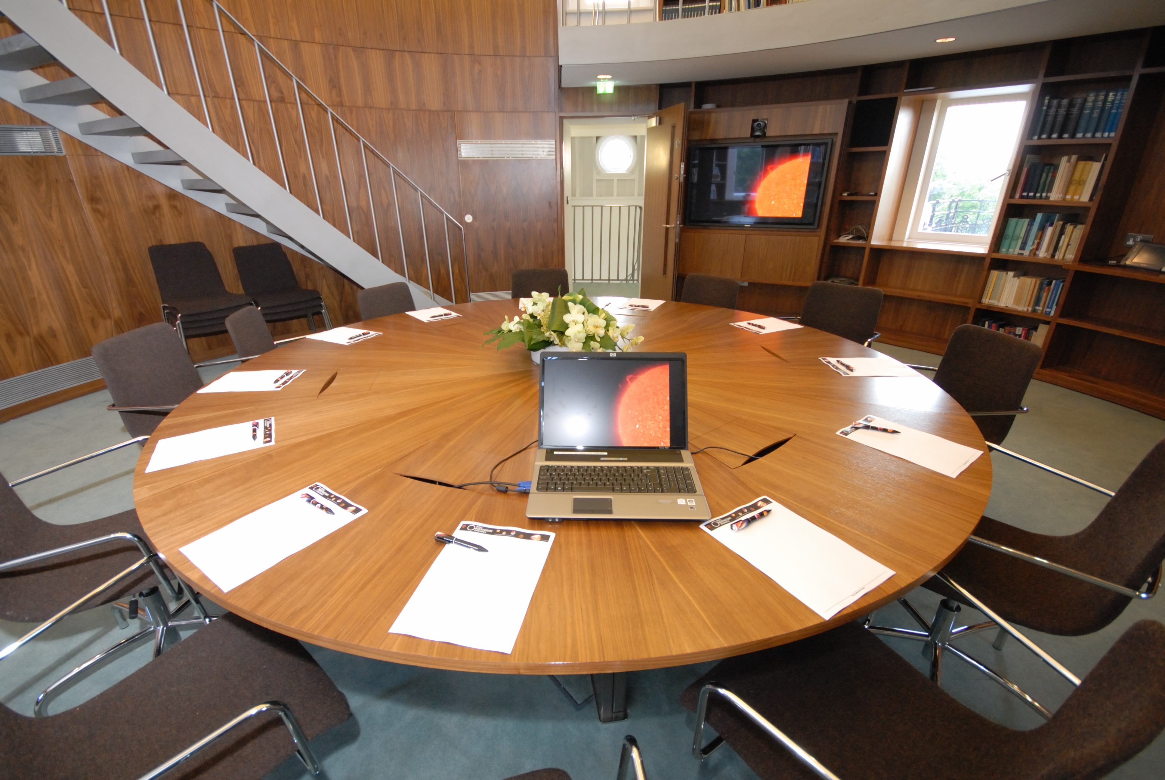 Endeavour Room at Peter Harrison Planetarium, ideal for meetings and brainstorming sessions.