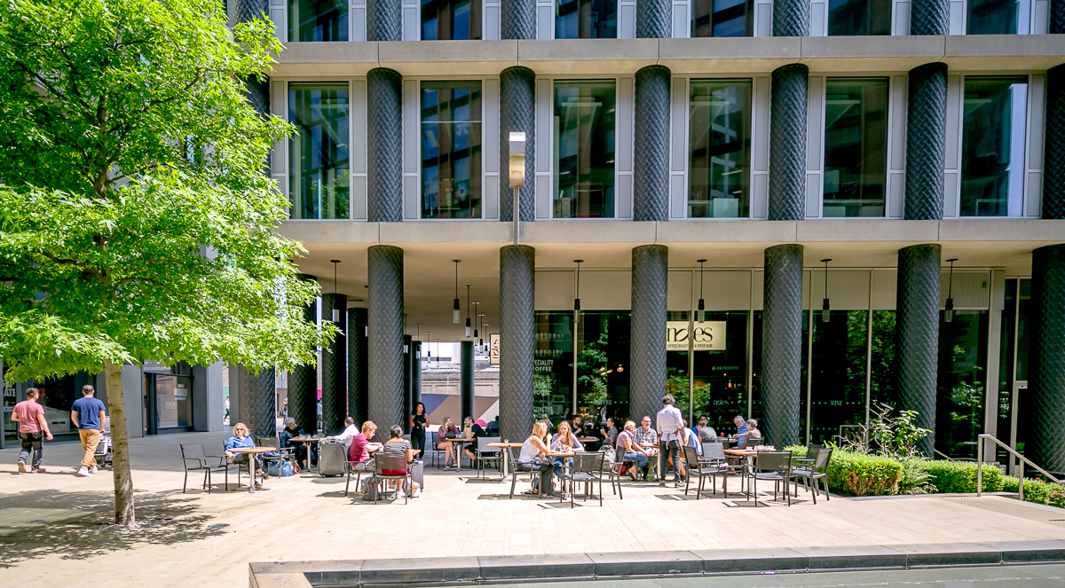 Vibrant outdoor seating at Notes Kings Cross, perfect for casual meetings and networking events.