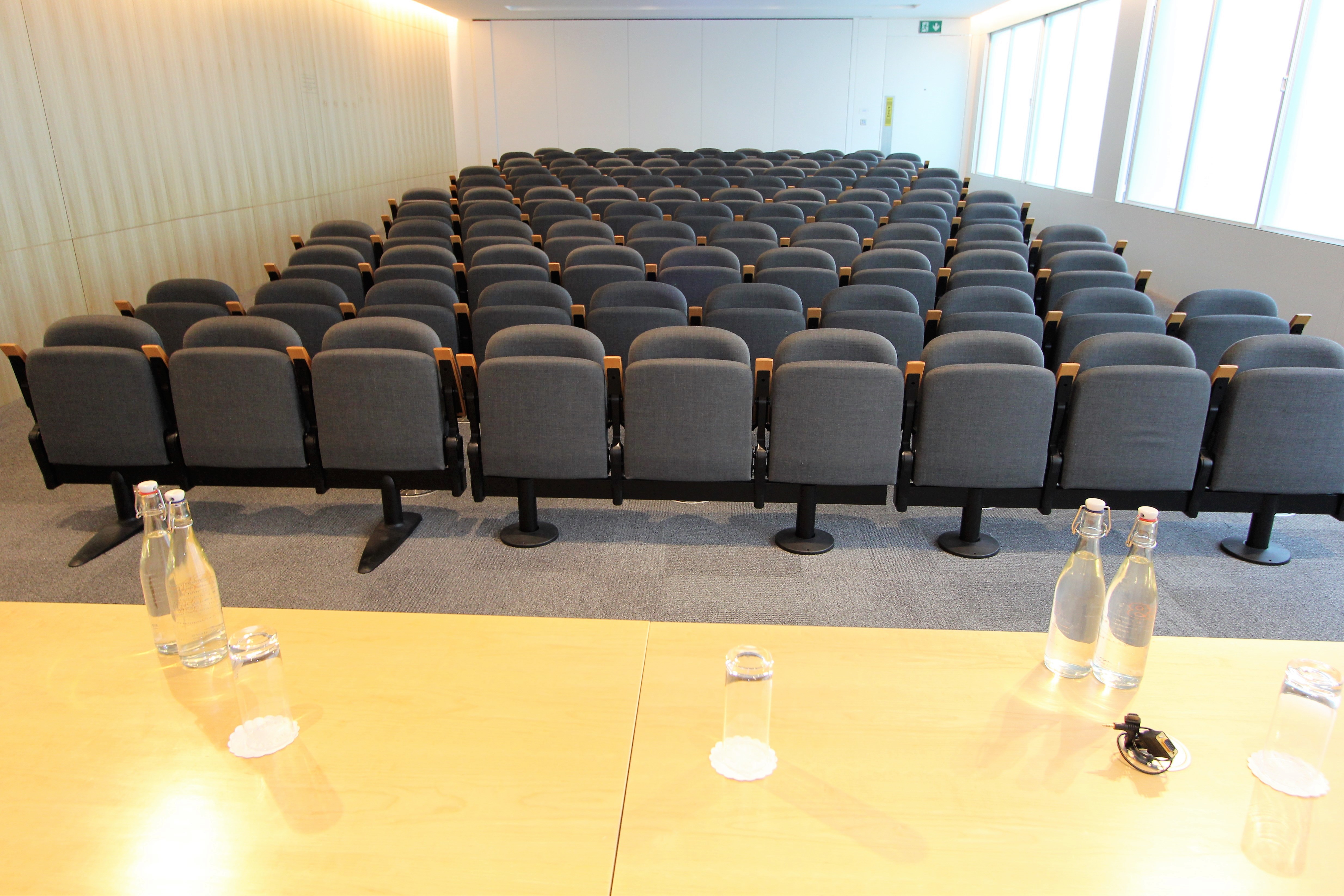 Auditorium - 1payvunnu4p.JPG