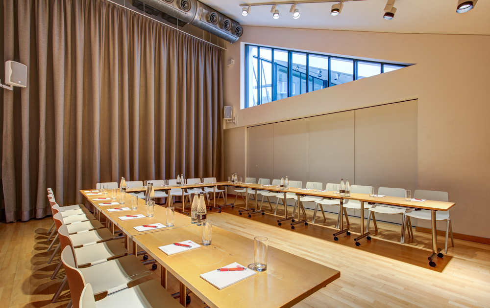 The Kahn - cb3hledv2wt.jpg