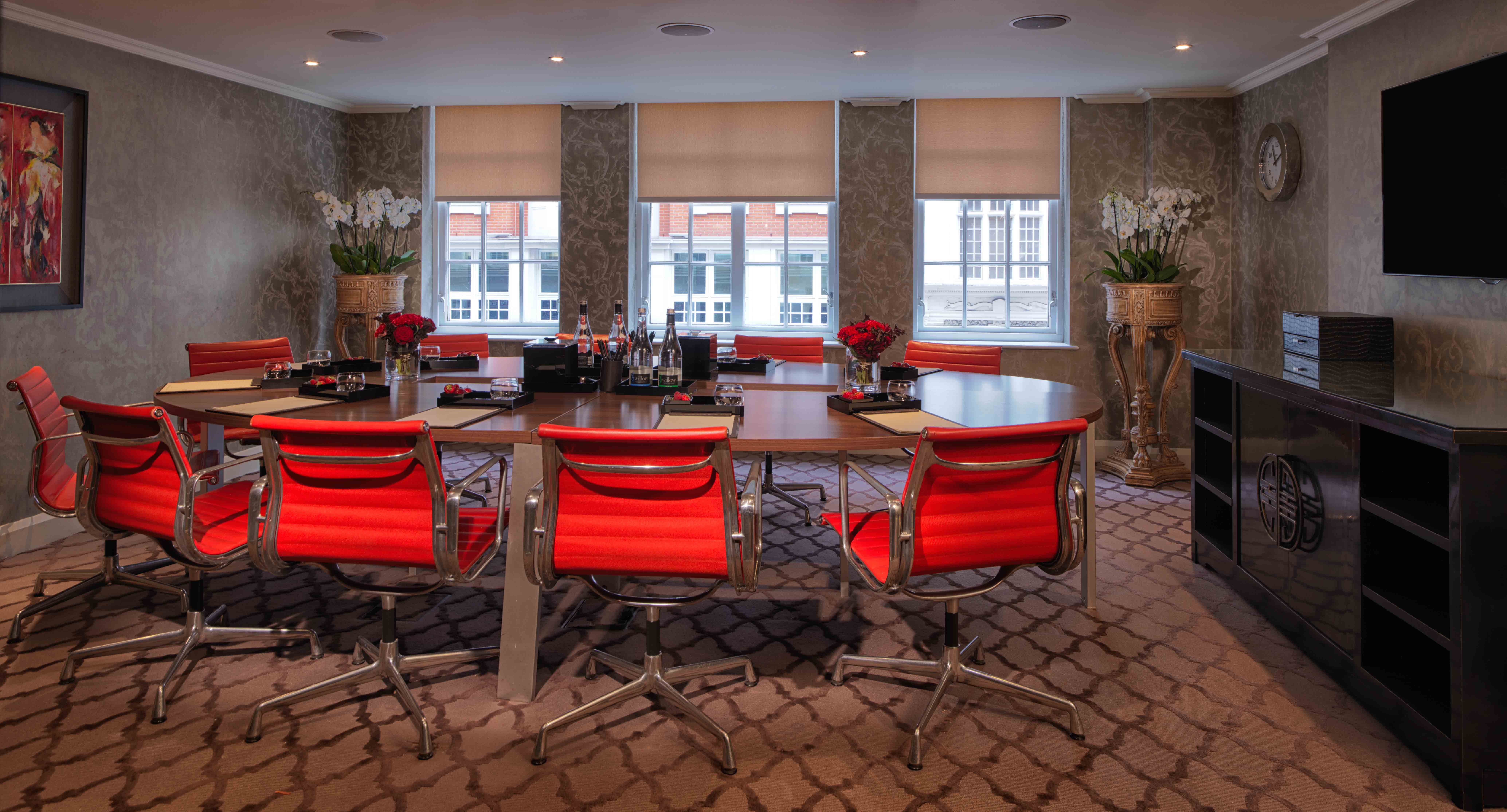 Private Suite 4 - ikg3gshew3z.jpg