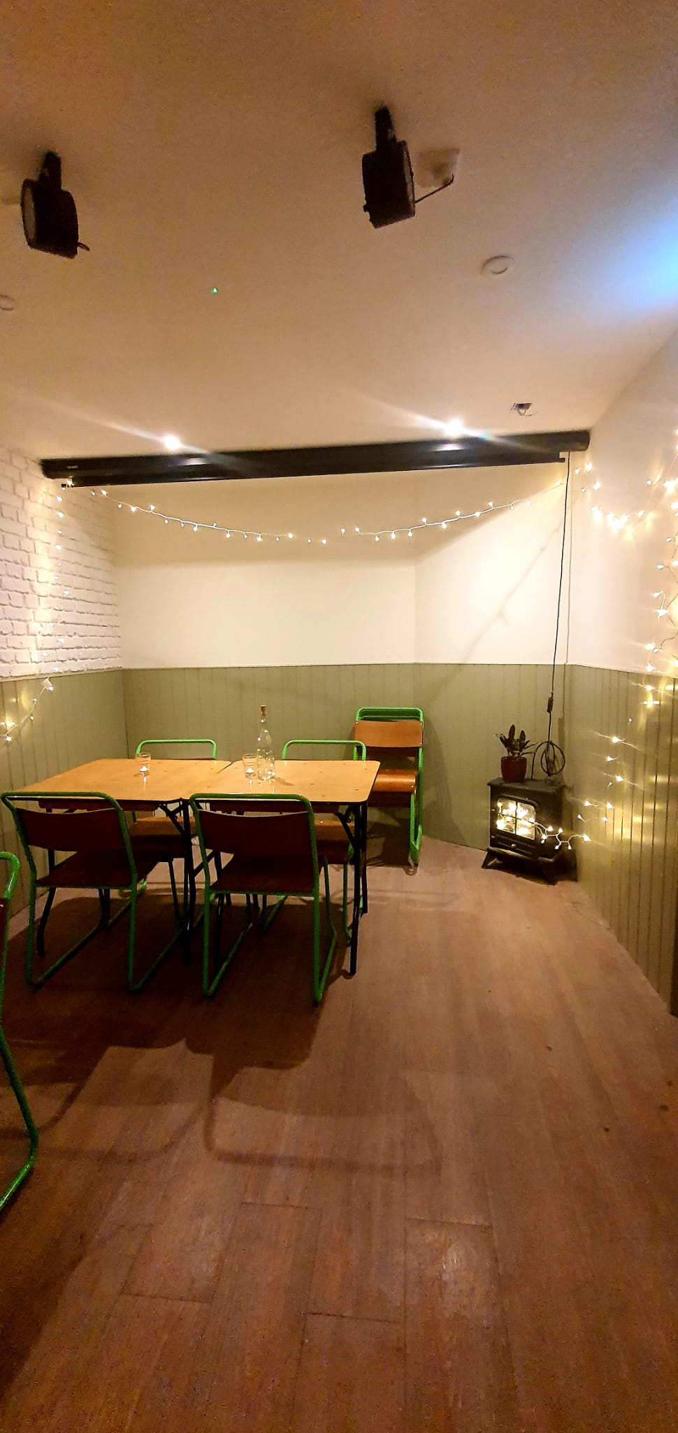 Cozy meeting space with ambient lighting for small gatherings and workshops