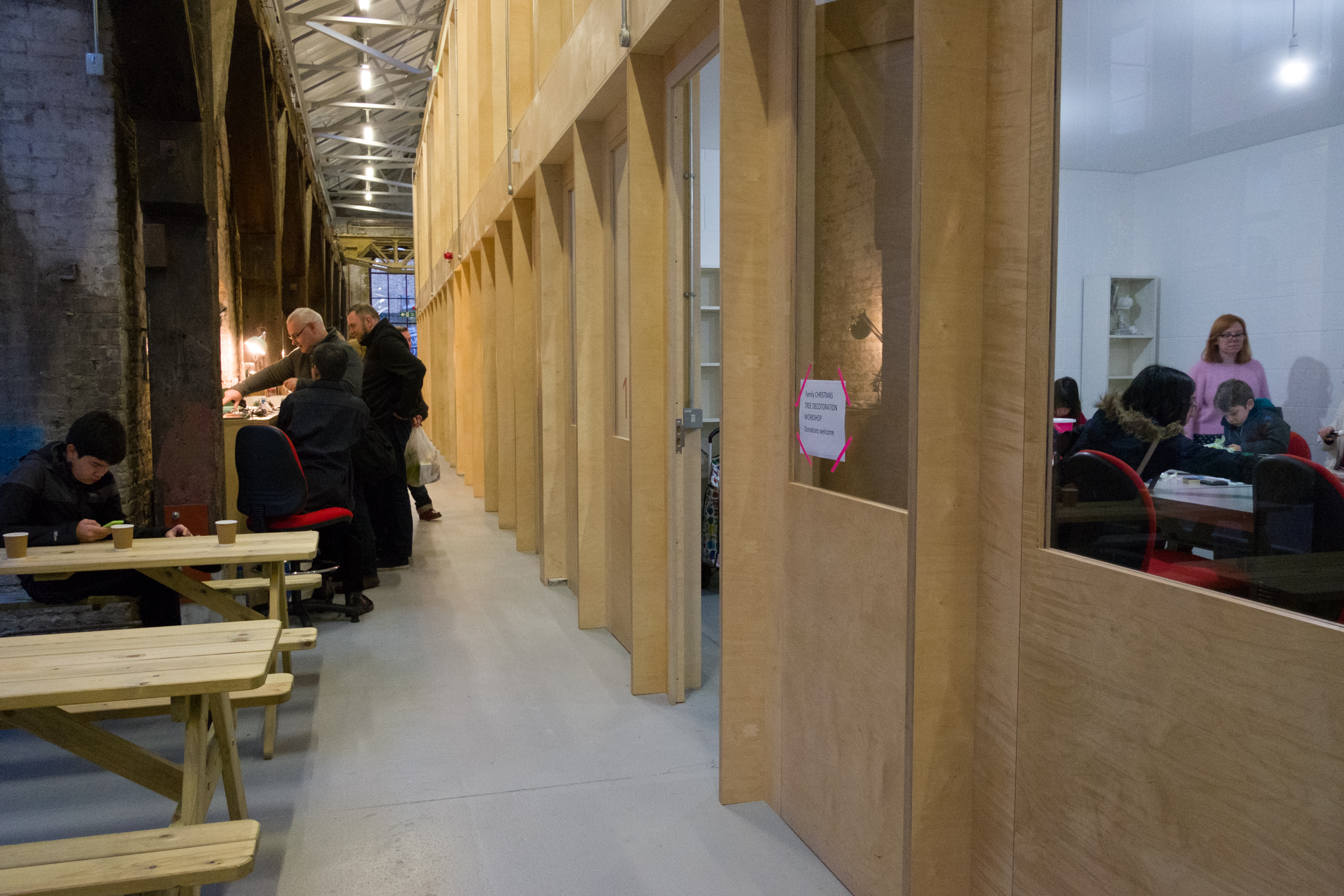 Exhibition Hall - okkwfesqqwn.jpg