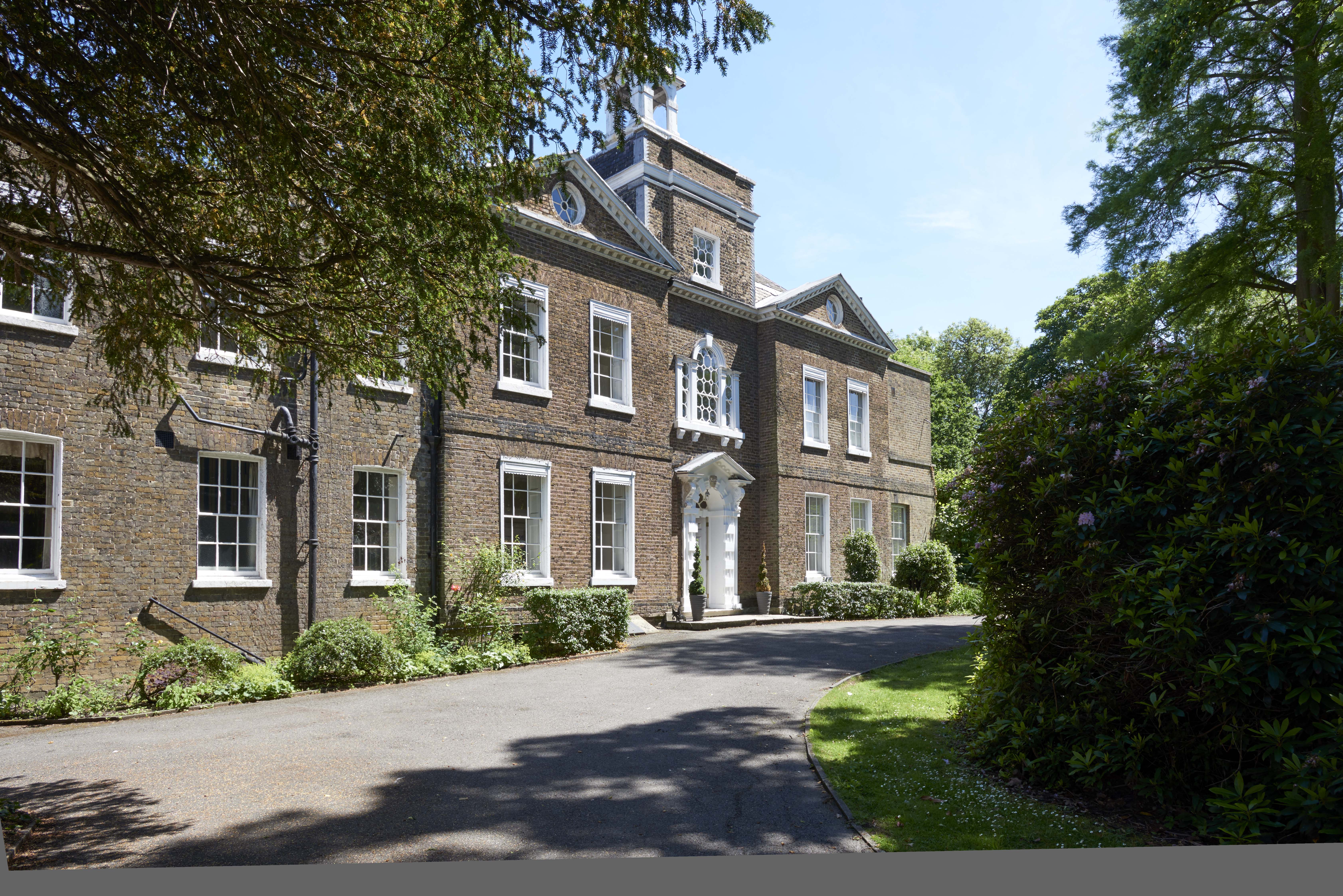 Historic BELL HOUSE venue with elegant architecture for corporate retreats and social events.