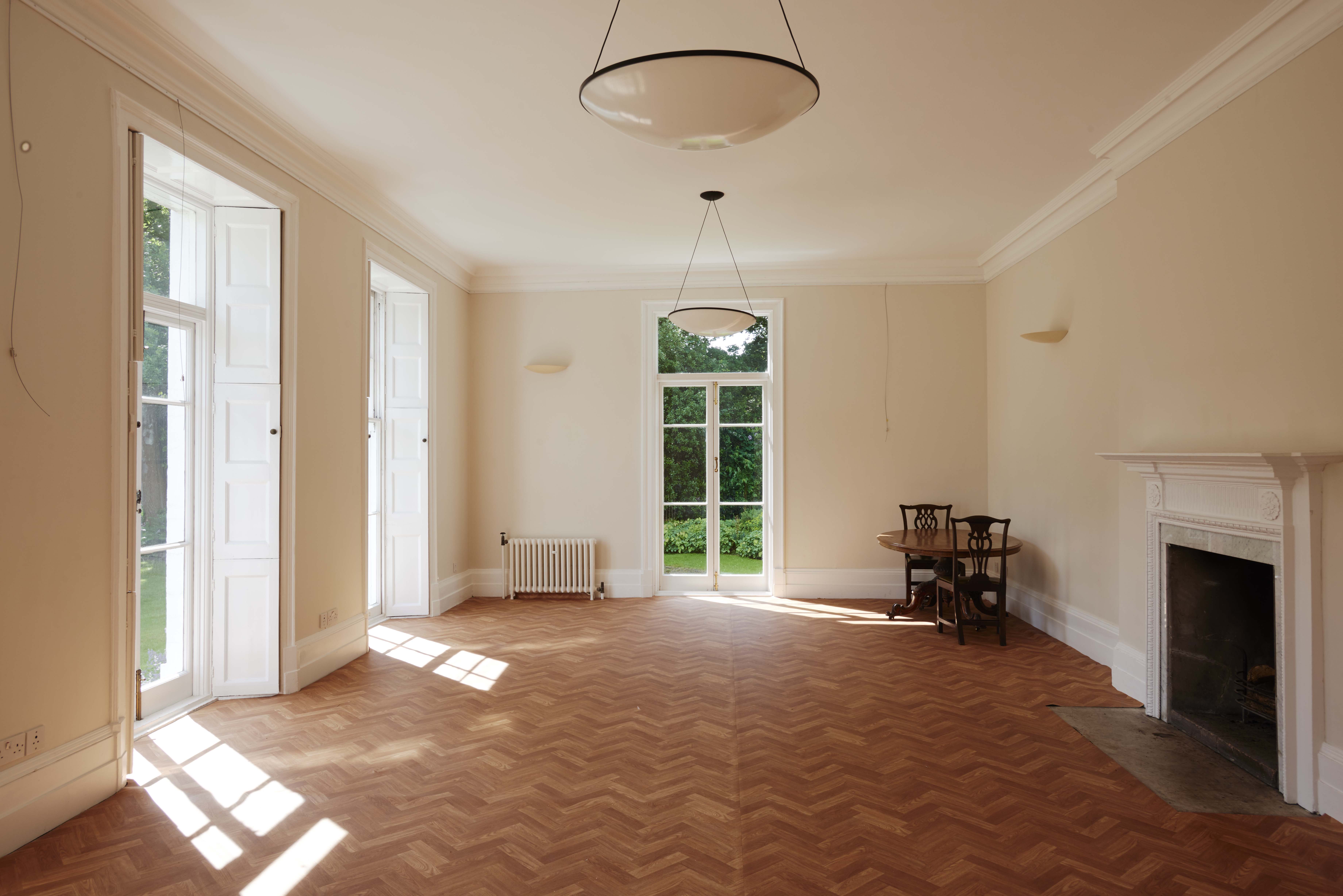 Spacious Thomas Wright room in BELL HOUSE, ideal for meetings and events with natural light.