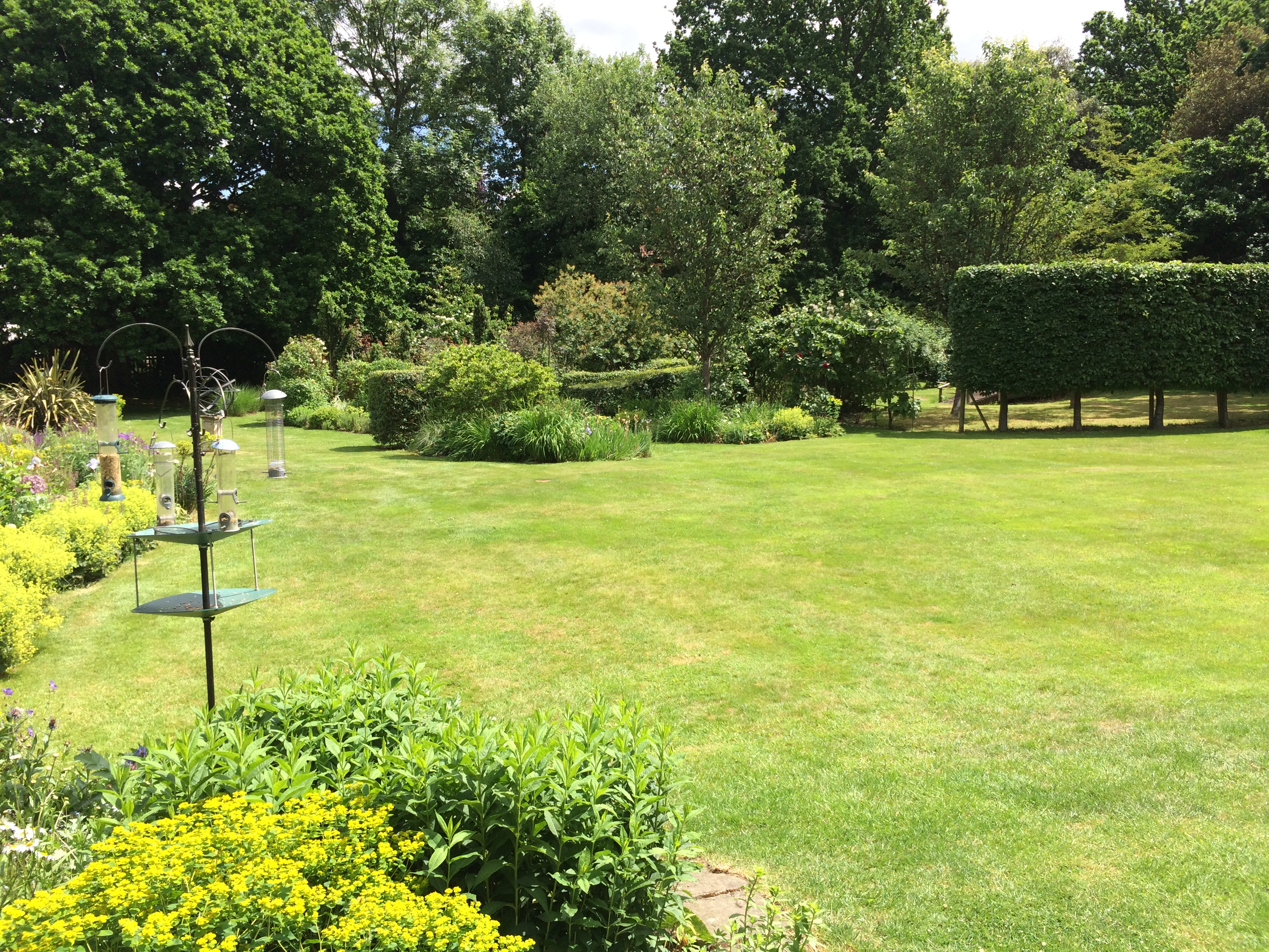 Lush garden at Bell House, ideal for weddings and corporate events.