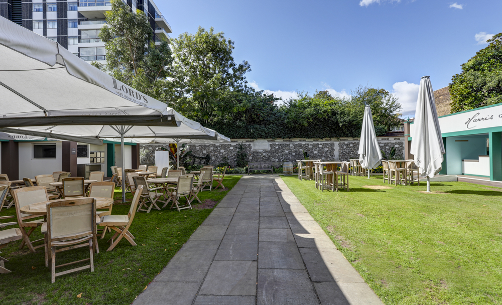 Harris Garden - rwrqfz3isgu.jpg