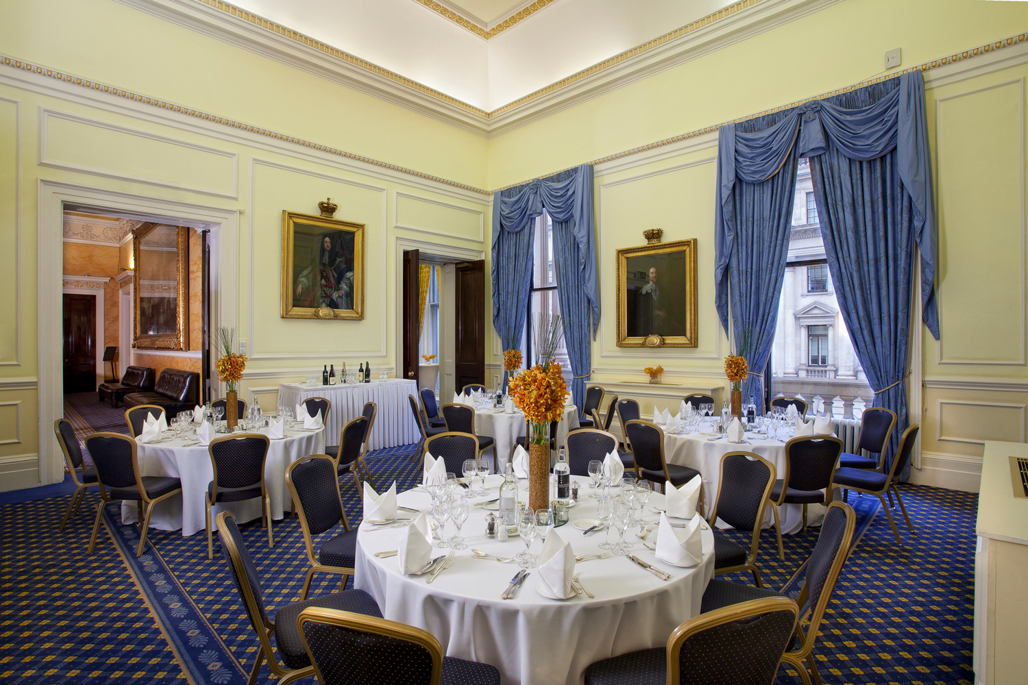 Elegant St James Rooms dining setup at 116 Pall Mall for corporate events and gatherings.