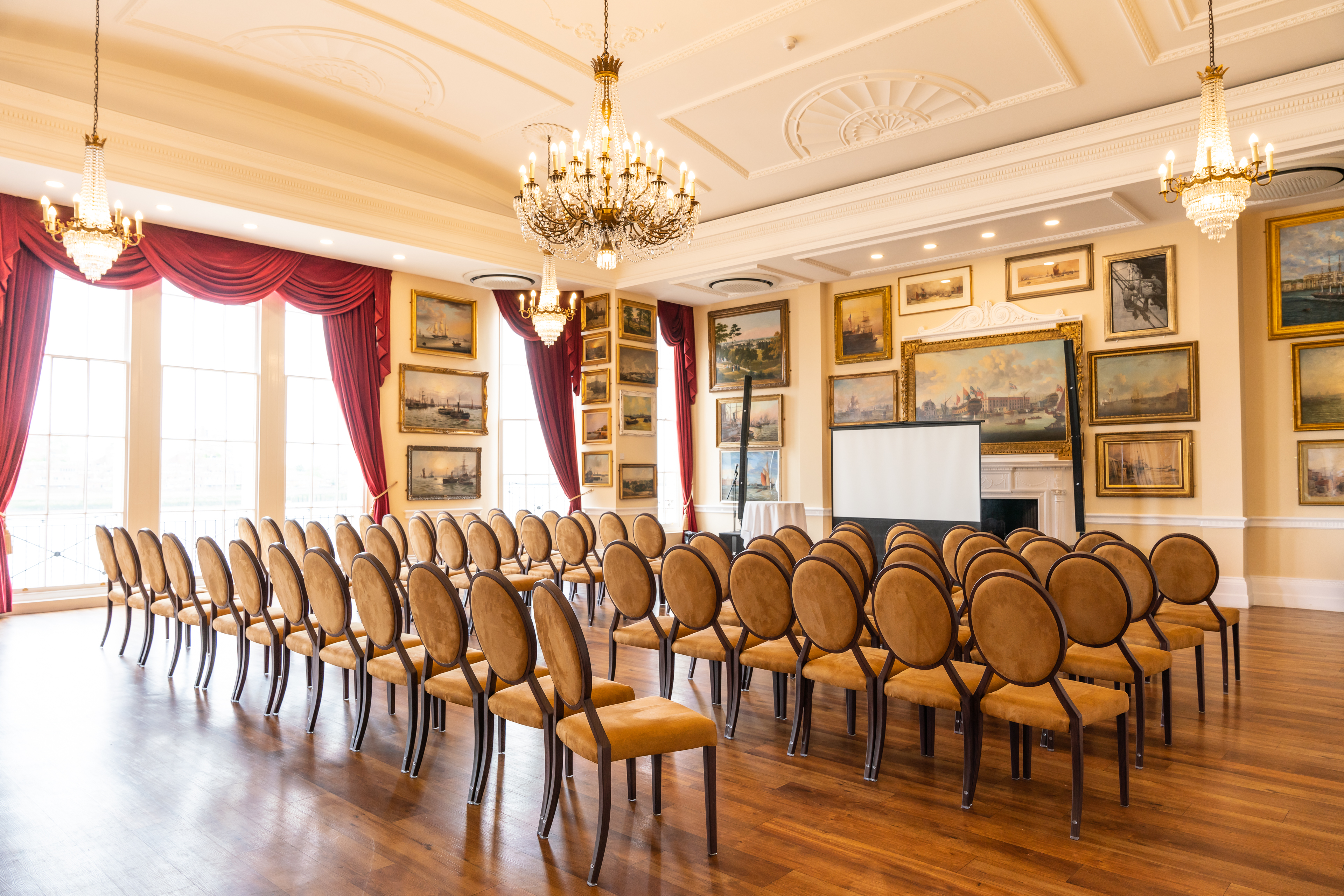 Elegant meeting room in Trafalgar Tavern, perfect for seminars and networking events.
